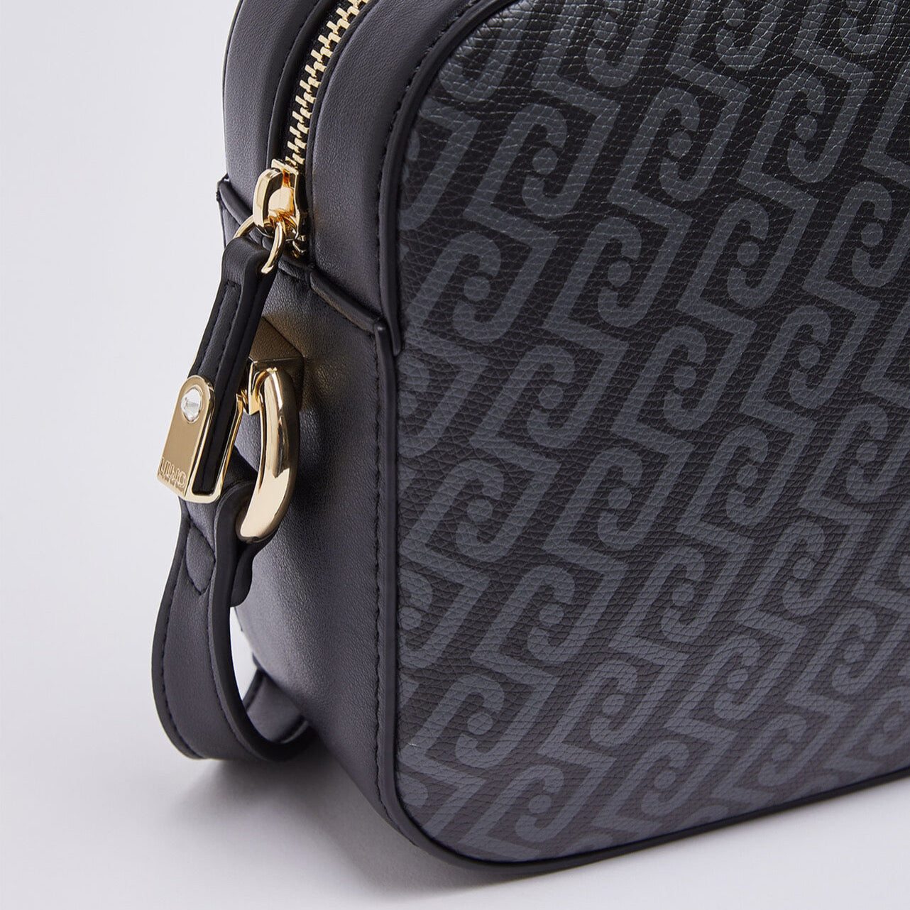 Дамска чанта Liu Jo women’s bag AF6211E1137 22222 Close-up 