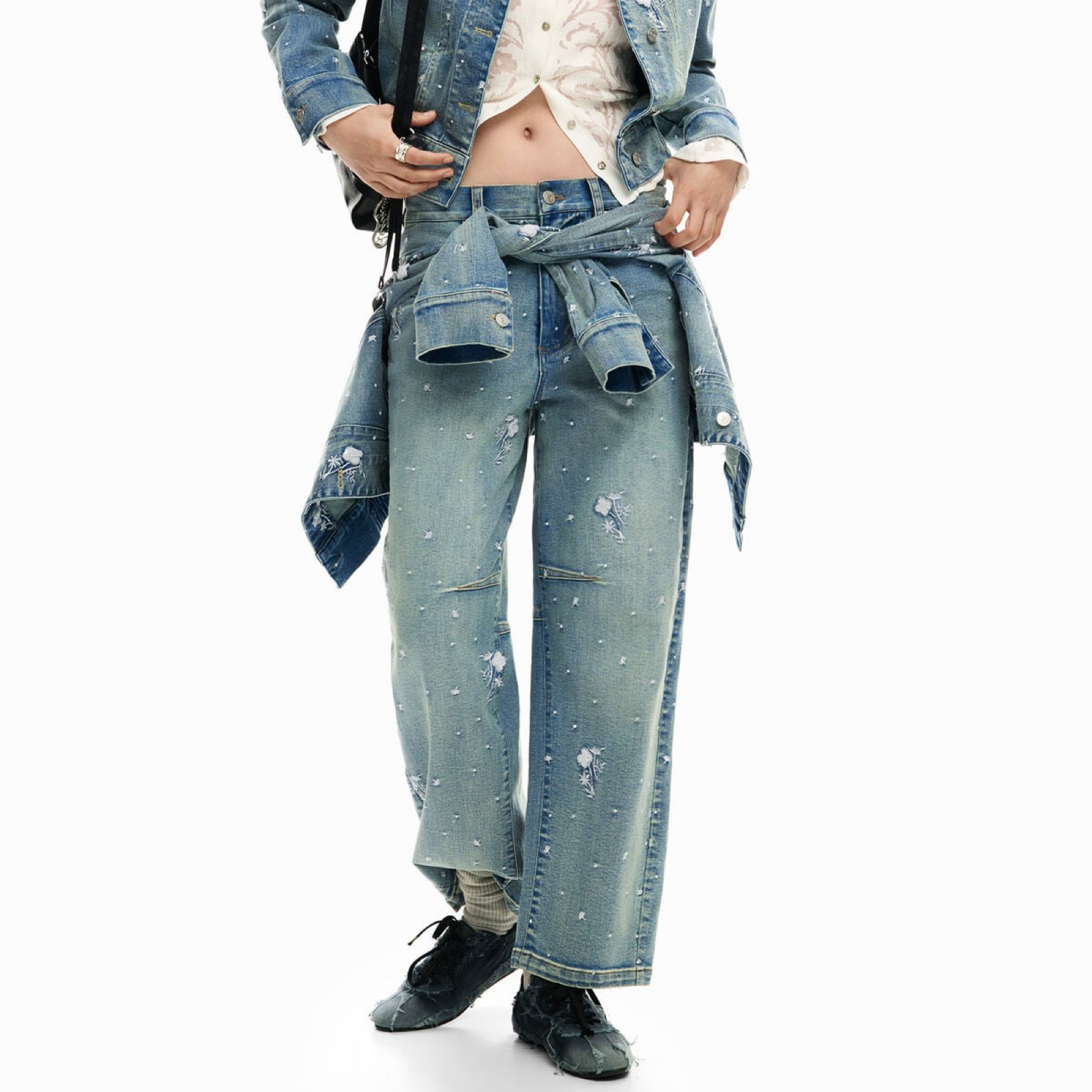 Дамски дънки Desigual Women Jeans 26SWDD36 5053 Front View