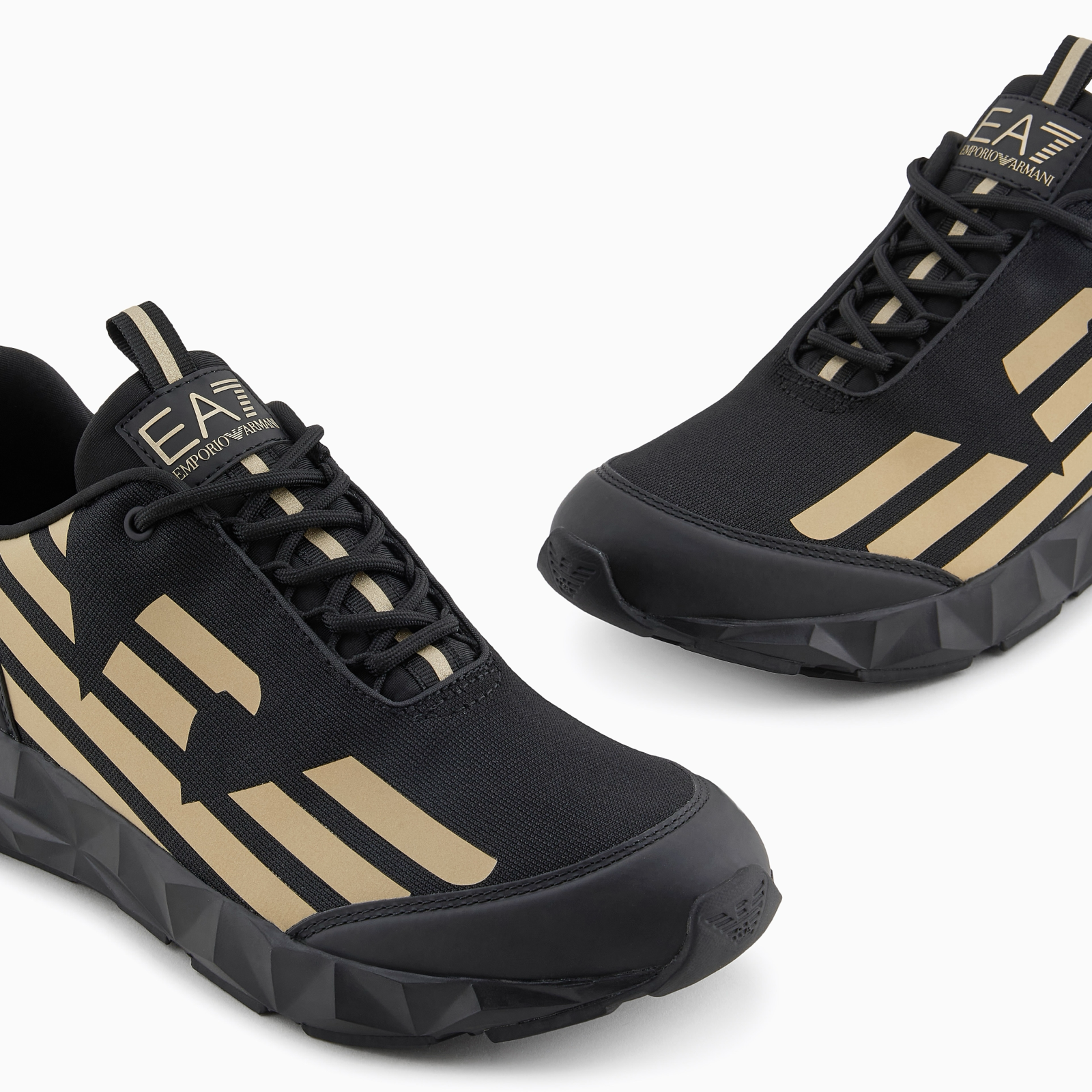 Мъжки маратонки EA7 Emporio Armani Sneakers X8X217 XK433 R969 Close-Up