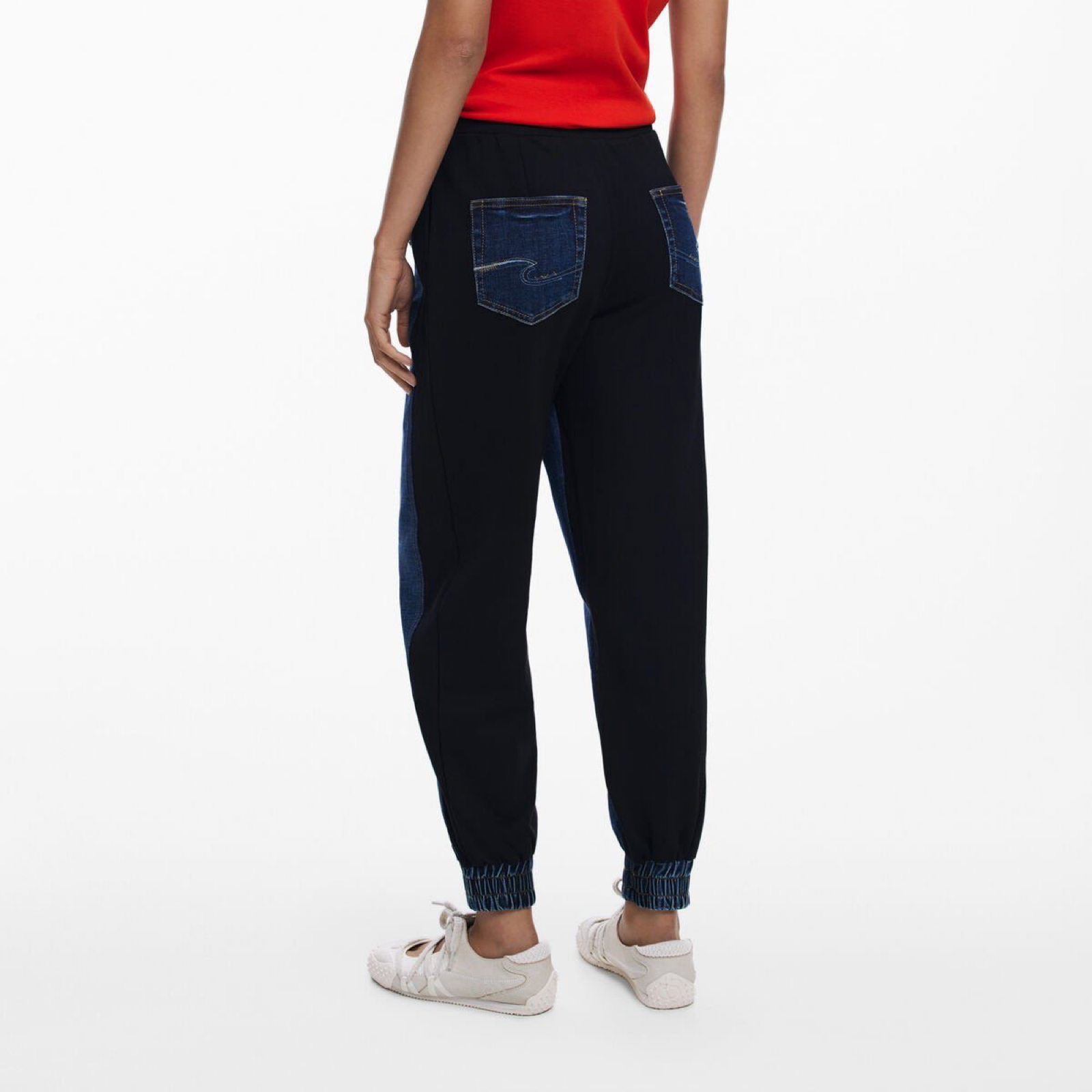 Дамски дънки Desigual Women Jeans 
25WWDD08 Back View