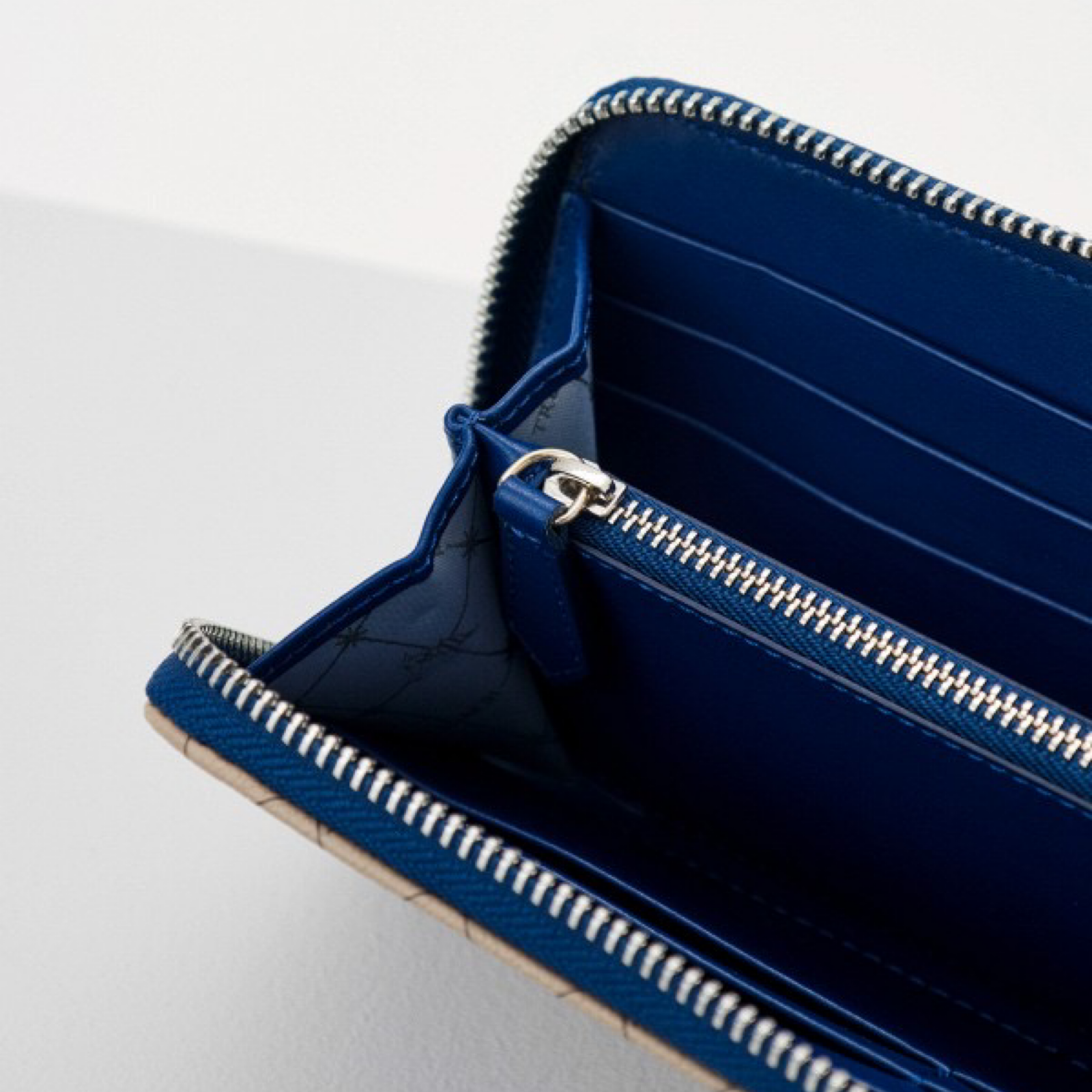 Мъжко клъч портмоне Trussardi Men Wallet Inside View