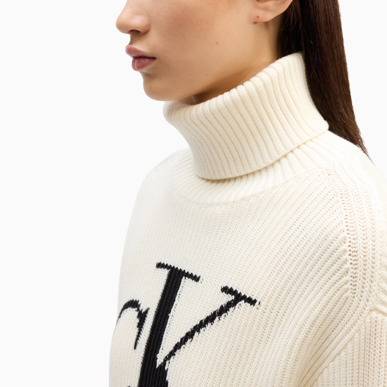 Дамски бял пуловер Calvin Klein Jeans Women Sweater LV047D349G Close-Up