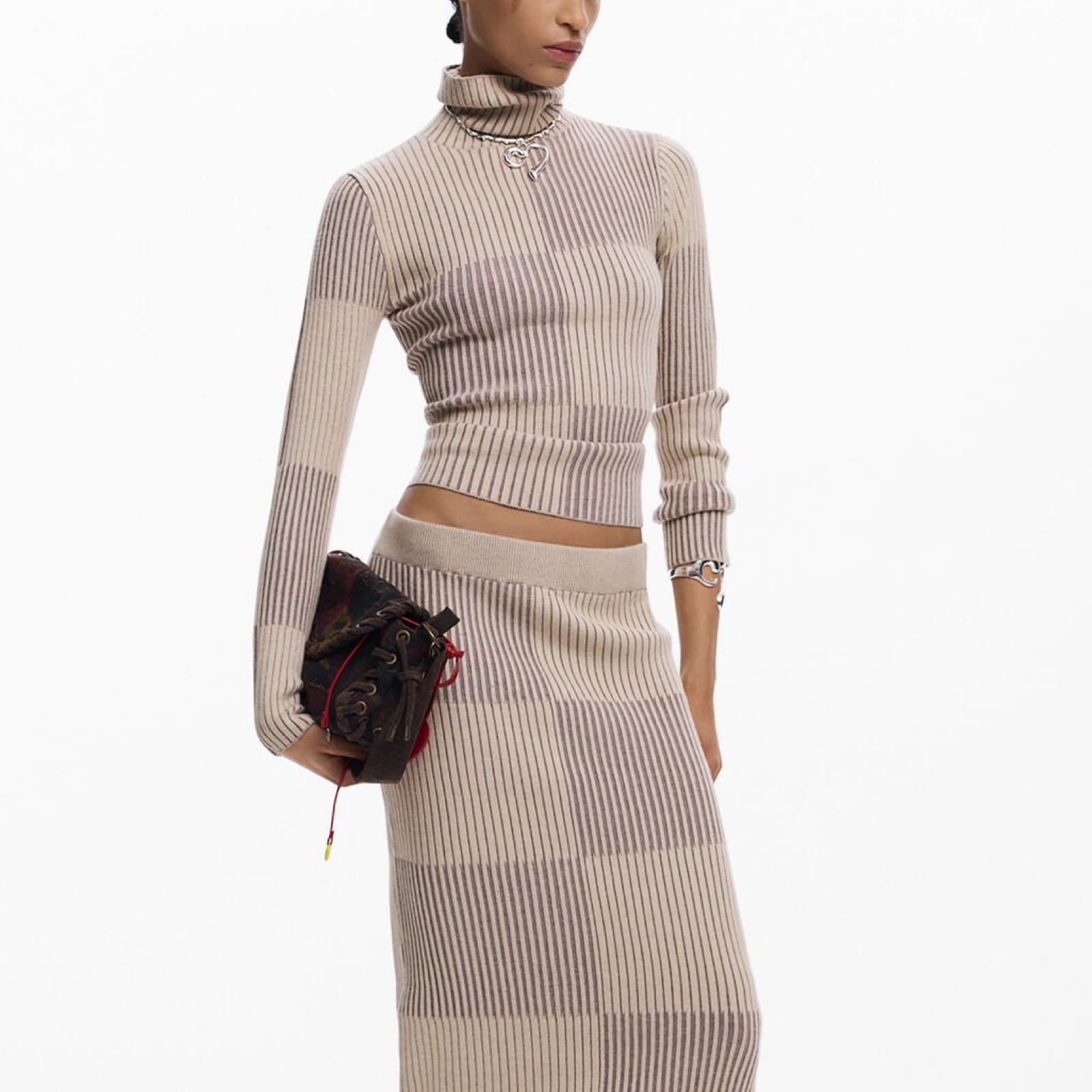 Дамска чанта Desigual Women Crossbody Bag 26SAXD33 9019U Hand View