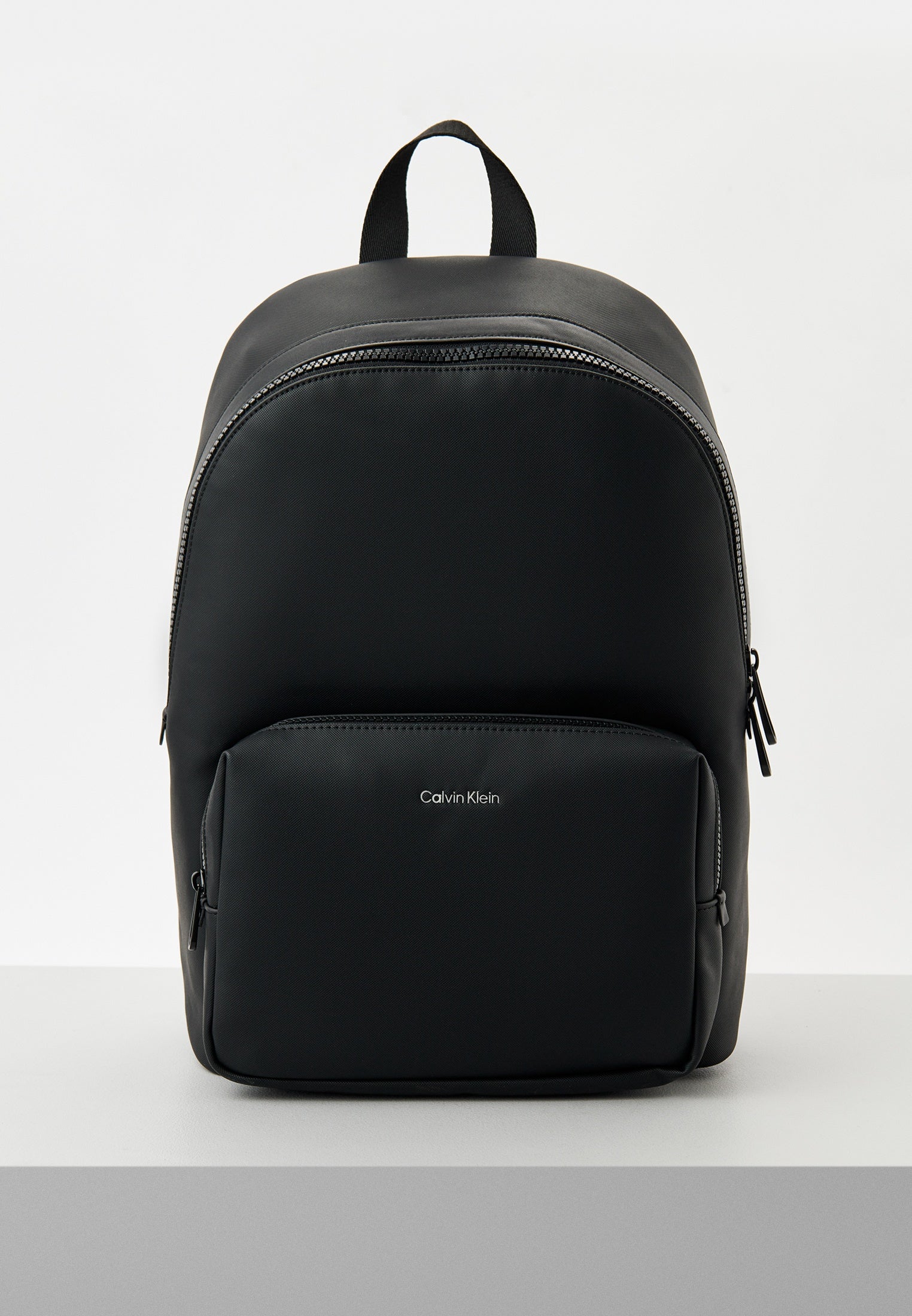 Мъжка раница Men’s rucksack Calvin Klein
K50K511220 Black front view