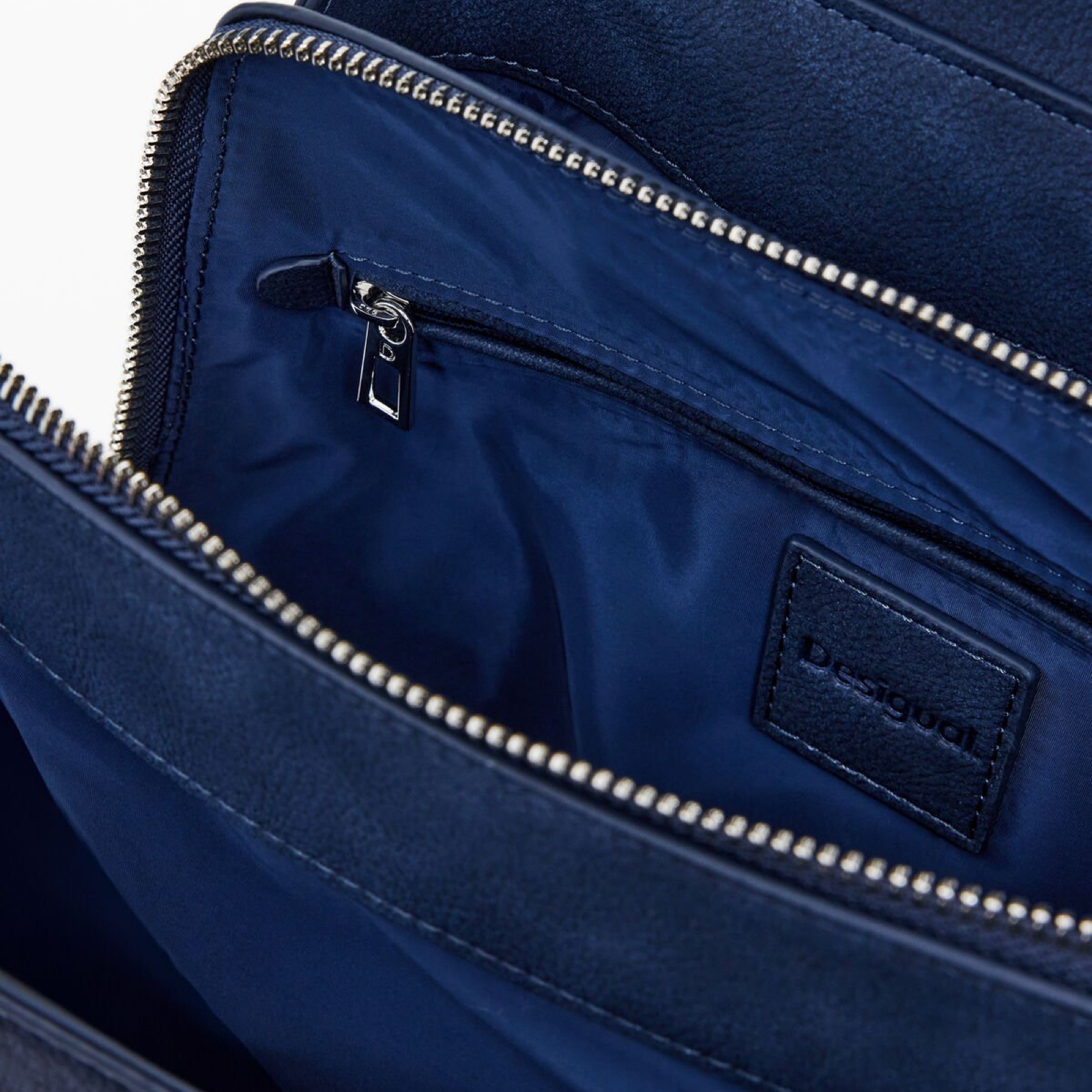 Дамска синя раница Desigual Women Rucksack 25WAKP34 Inside View