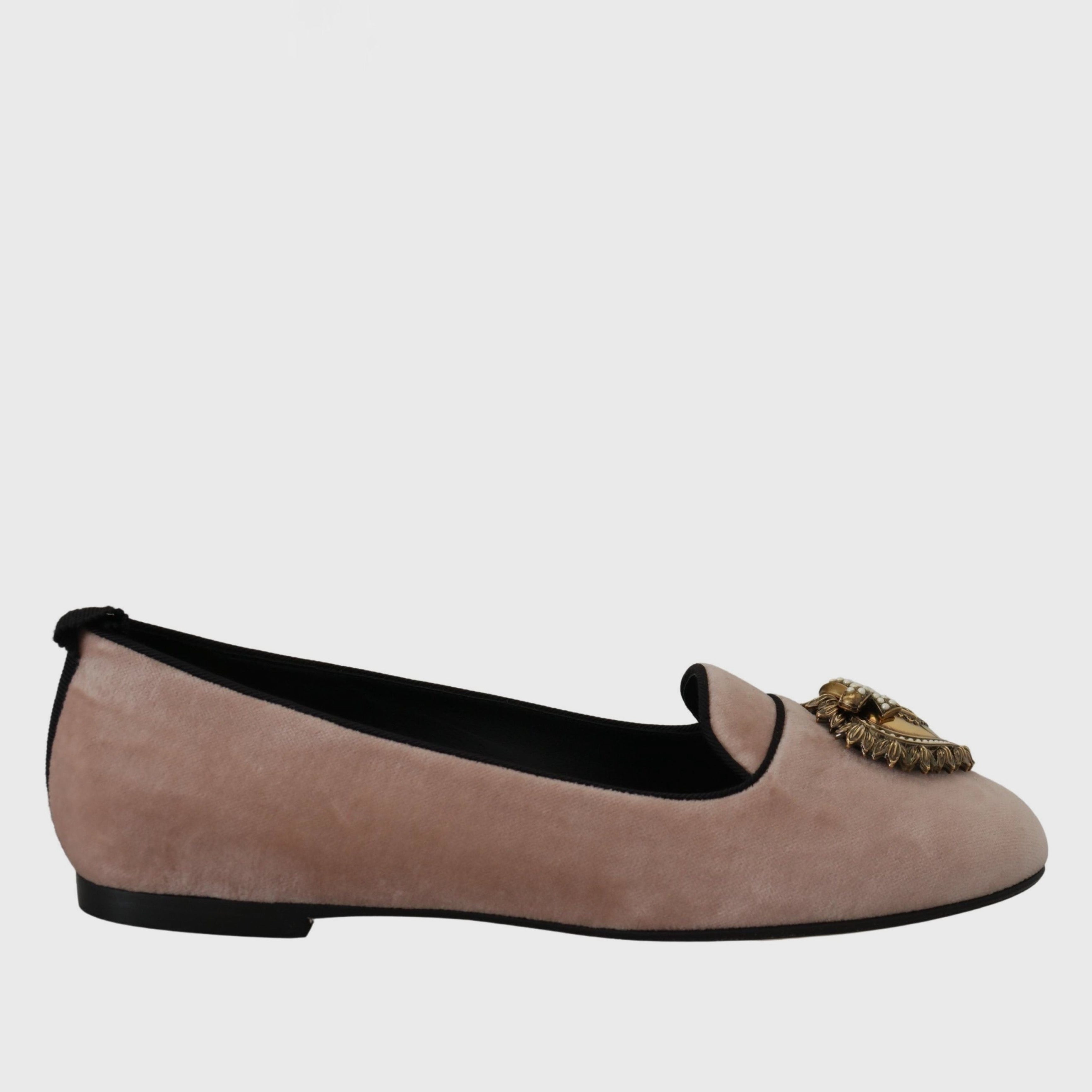 Дамски луксозни кадифени мокасини лоуфъри в розово DOLCE & GABBANA
Women’s Luxury Pink Velvet Devotion Loafers 
