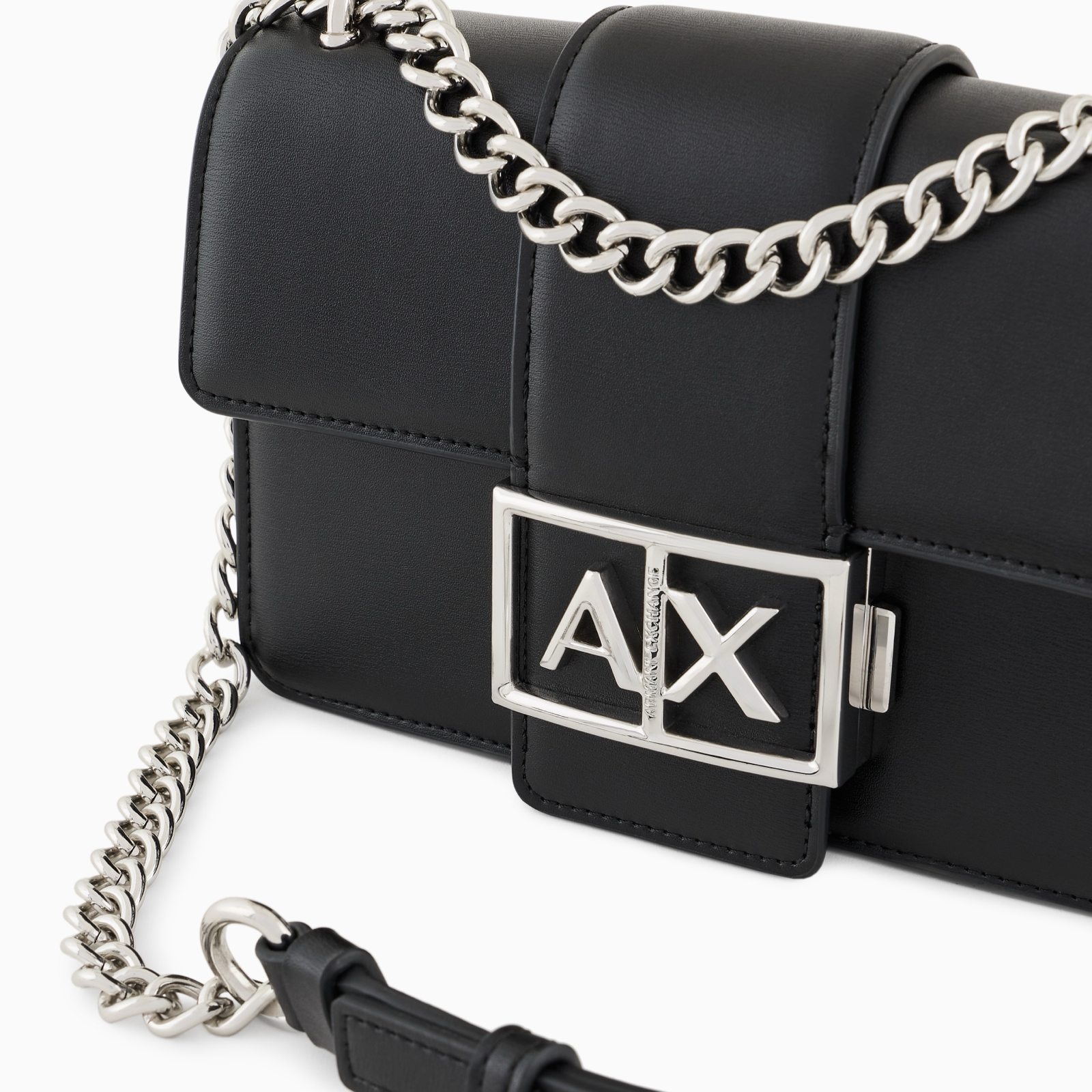 Дамска чанта Armani Exchange Women Crossbody Bag XW000070 AF12039 UC001 Close-Up