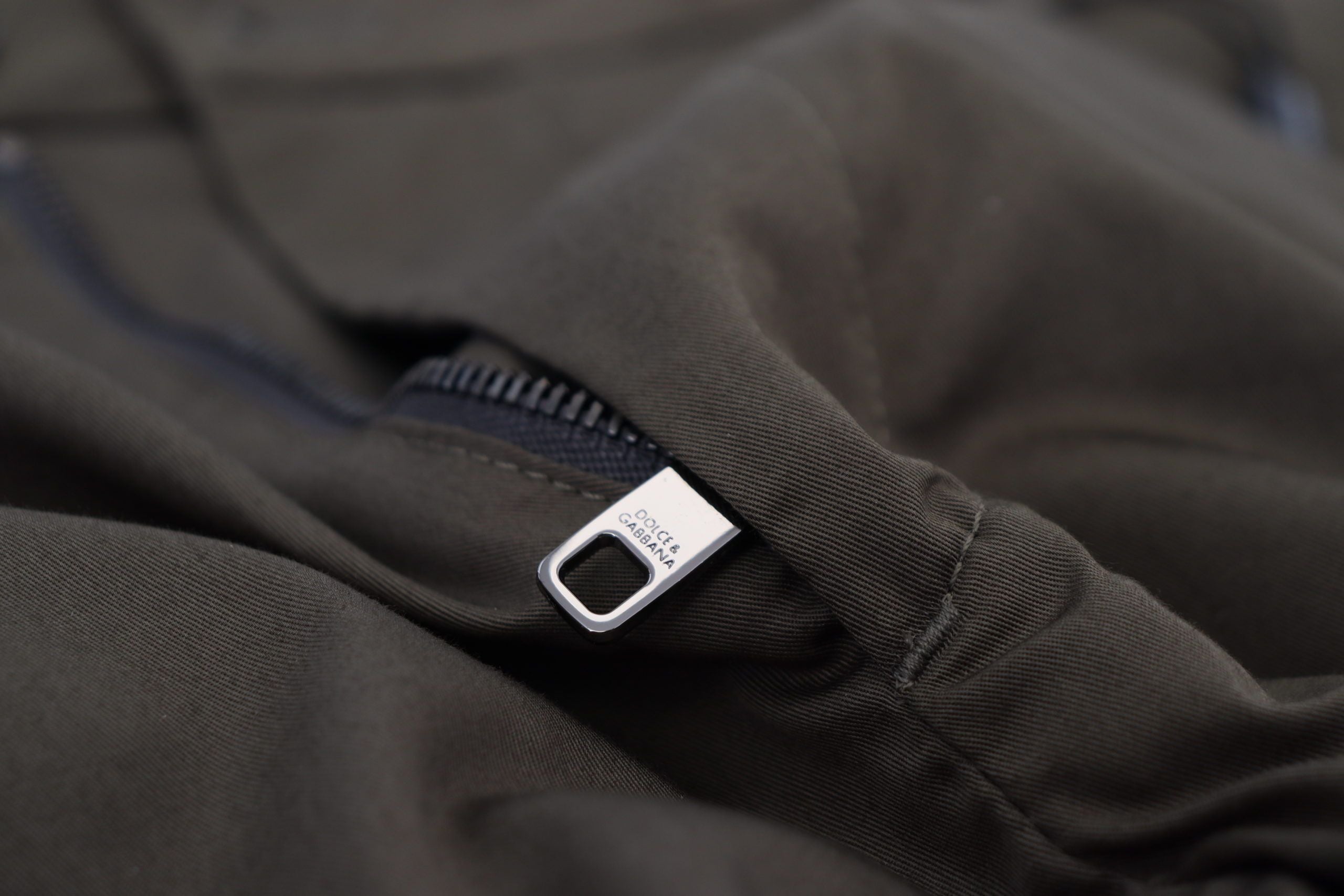 Dolce &amp; Gabbana Елегантни зелени памучни къси панталони Chino