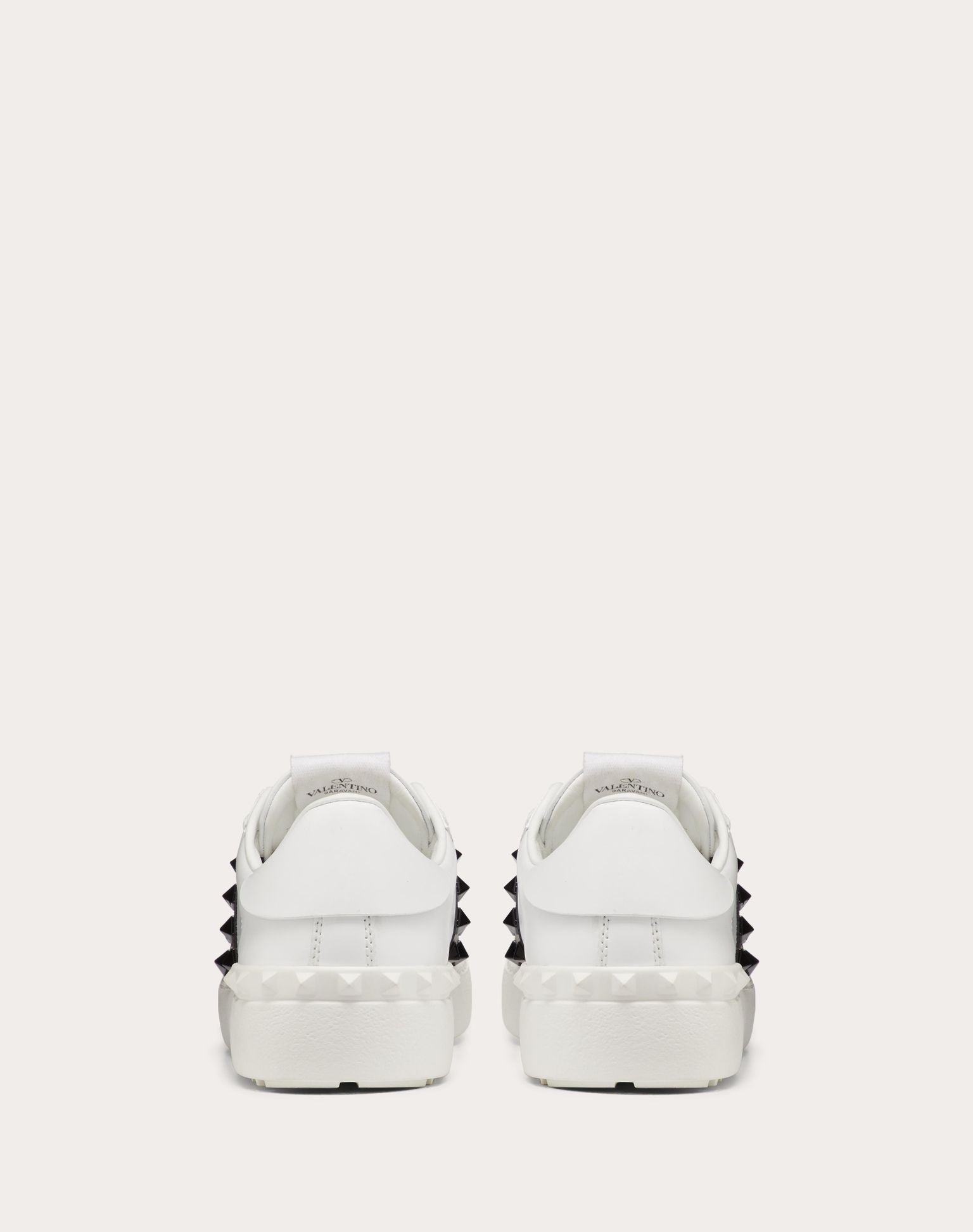 Дамски луксозни кецове Women’s rockstars untitled sneakers Valentino Garavani 5W2S0A01LTU_A01 heel view