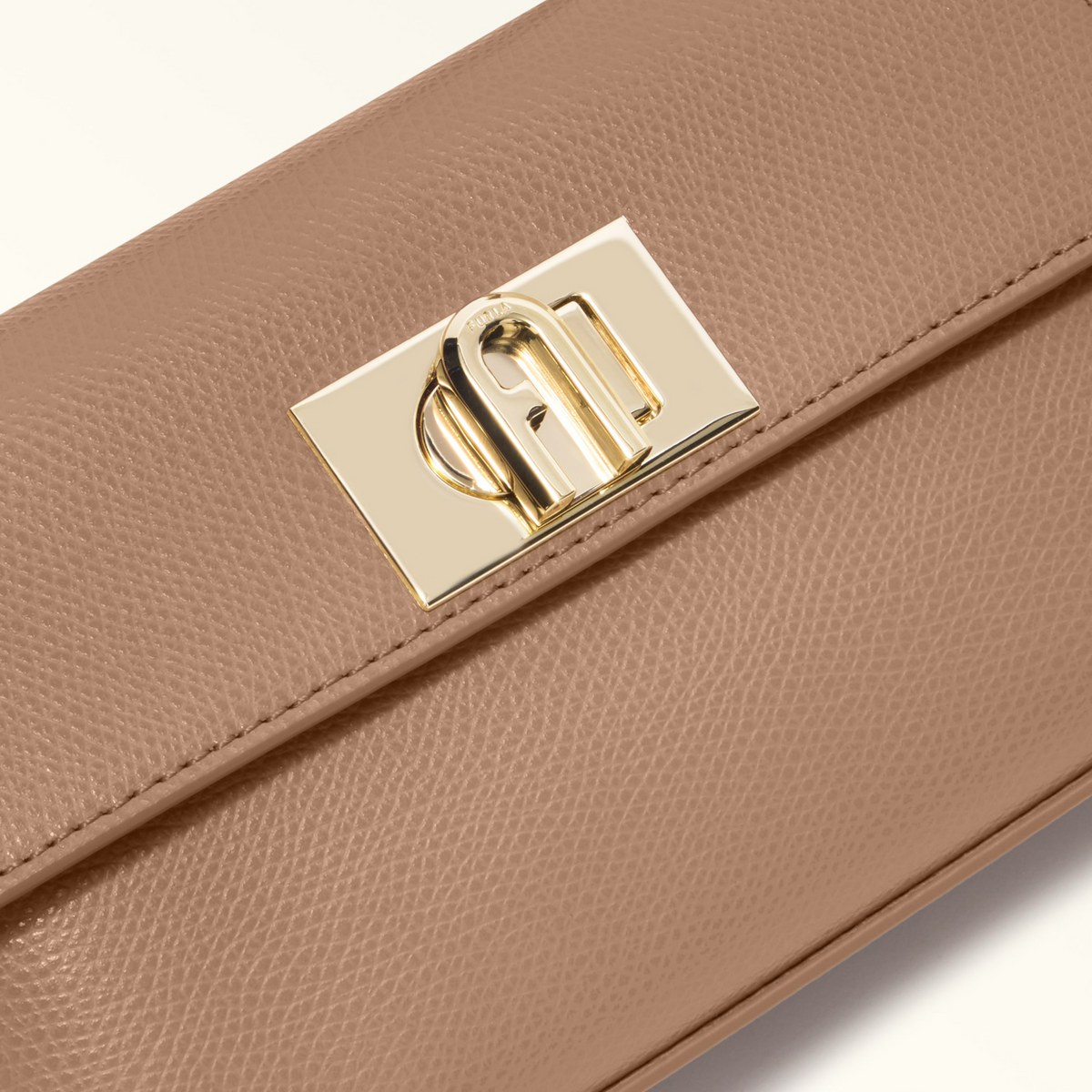 Дамска чанта Furla 1927 Mini Bag WE00423_ARE000_9161_1257S Close-Up