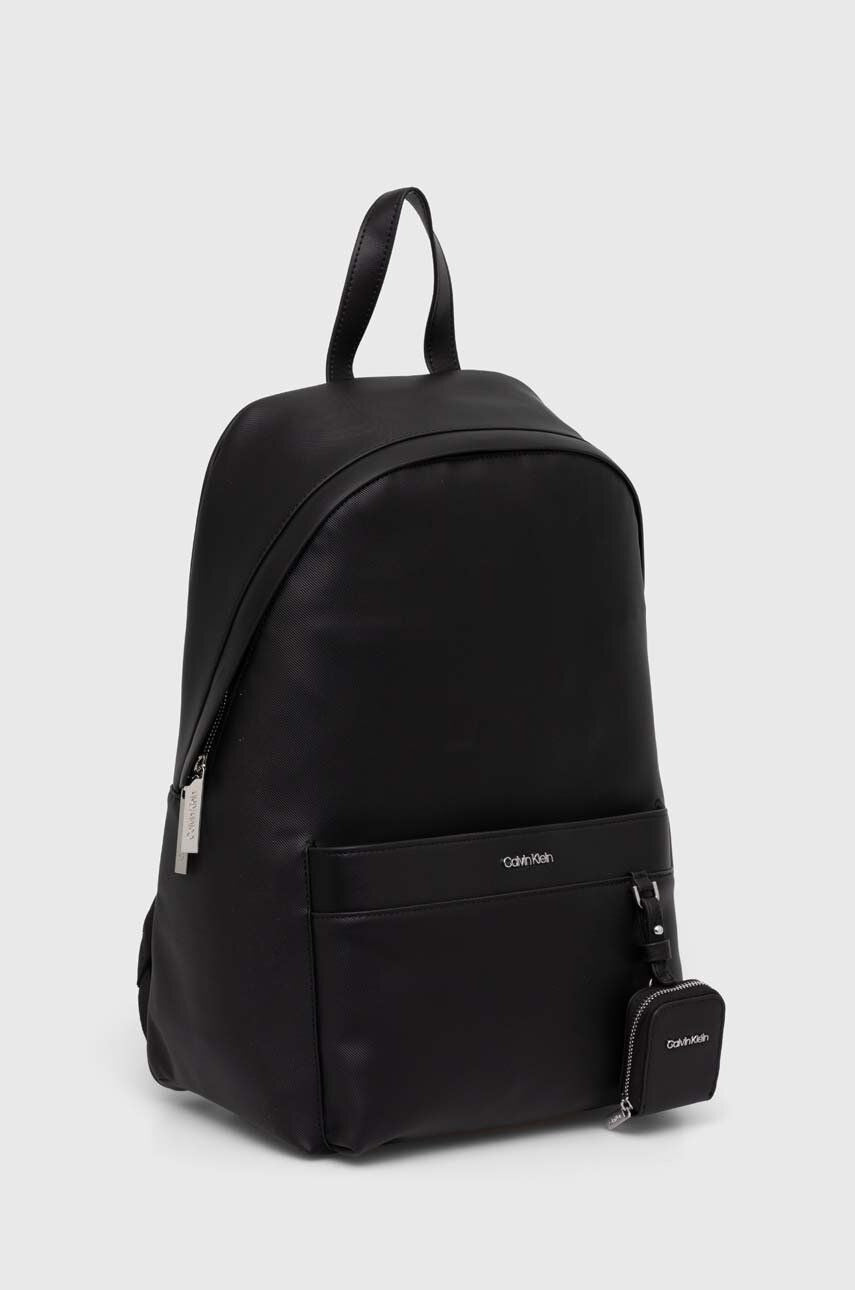 Мъжка раница Men’s rucksack Calvin Klein
K50K511846 Black angled view