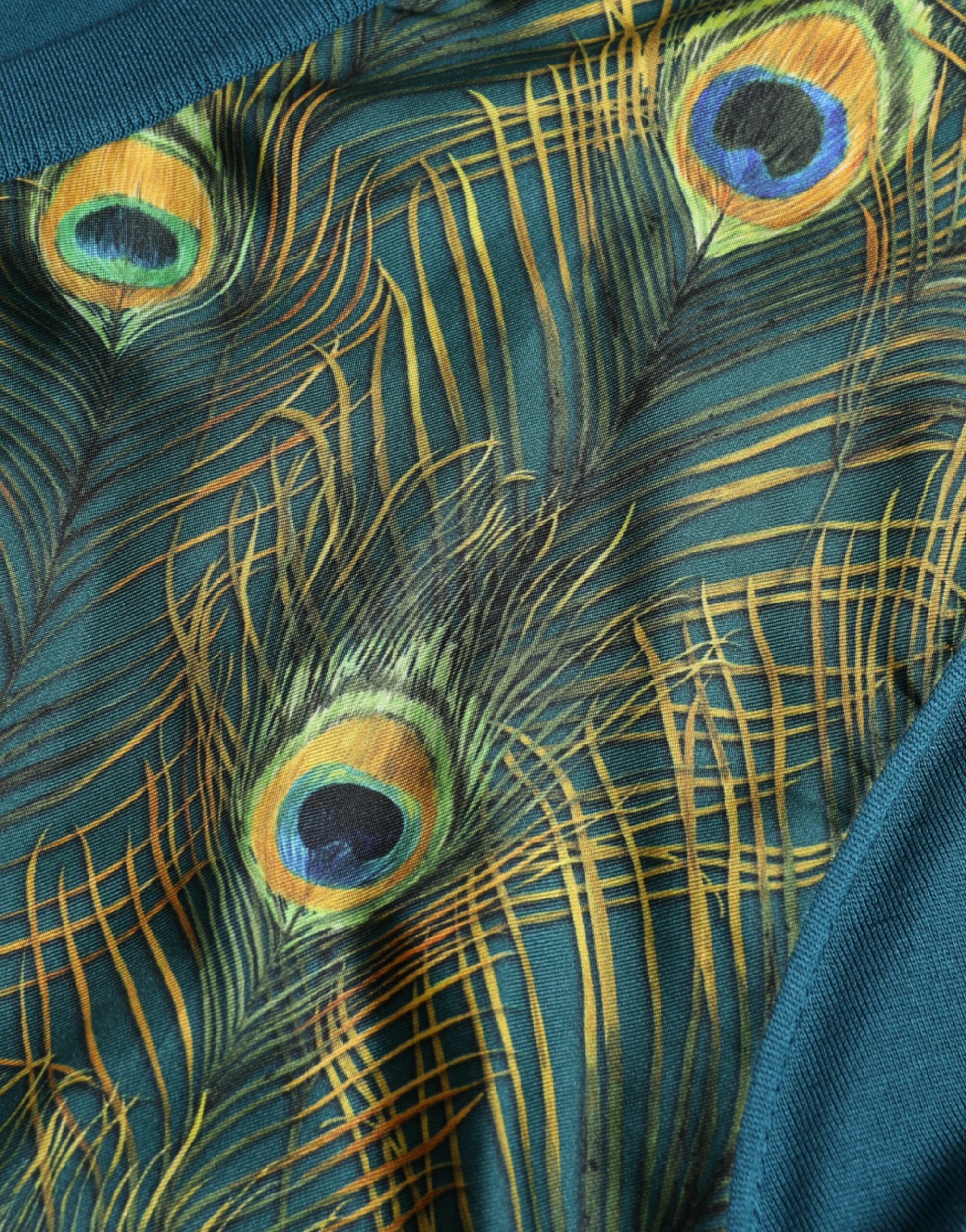 Копринен пуловер с V-образно деколте и паунови пера на Dolce &amp; Gabbana