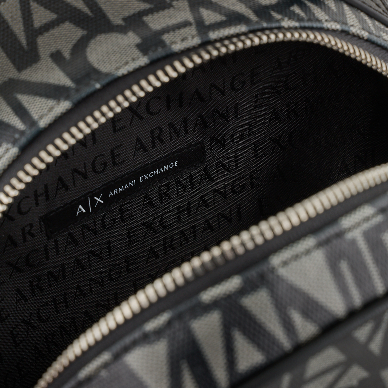Дамска раница Armani Exchange Women Rucksack 949153 3F742 00850 Inside View