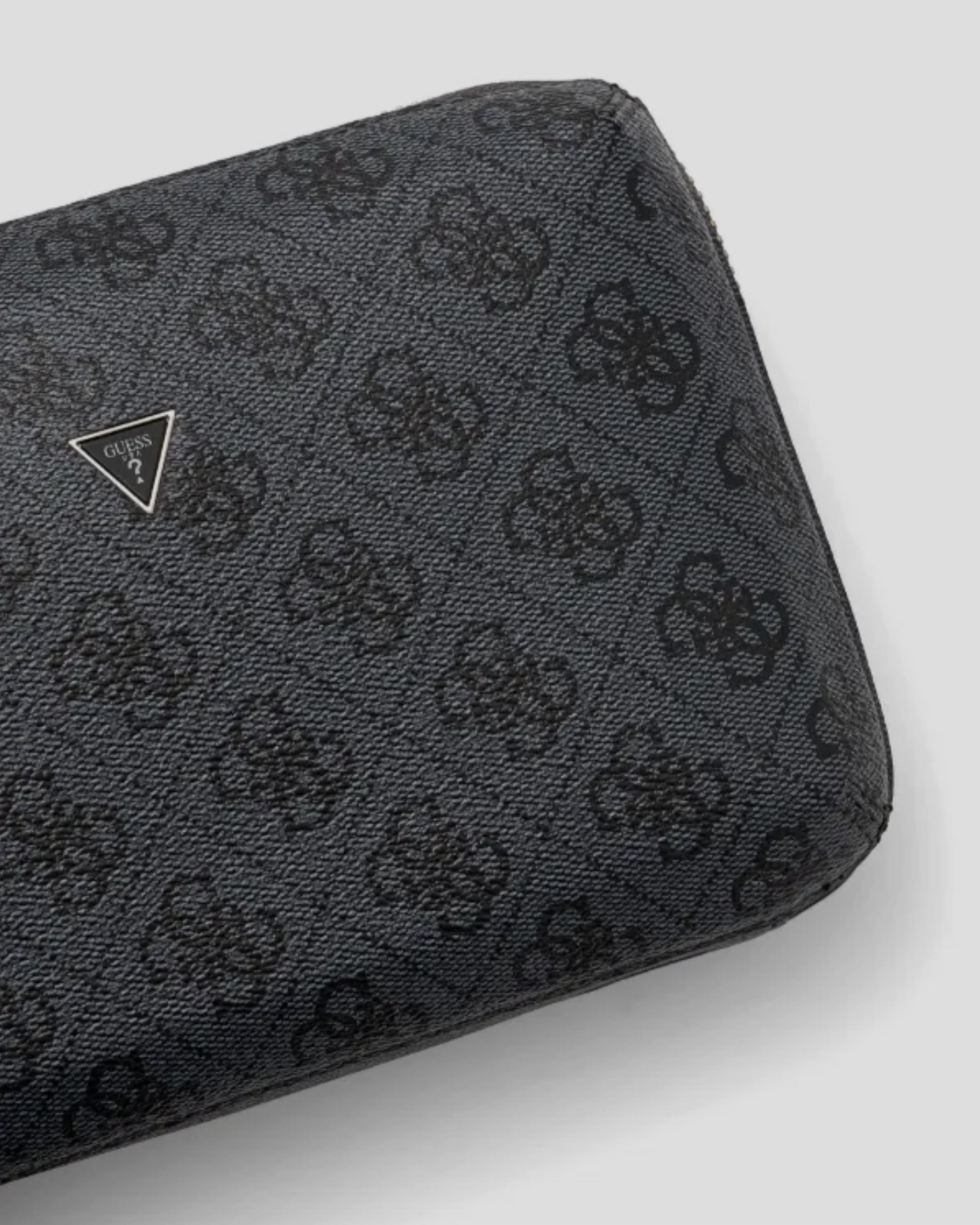 Мъжка козметична чанта Men’s wash bag Guess Modena PMMOLO P4432 Black