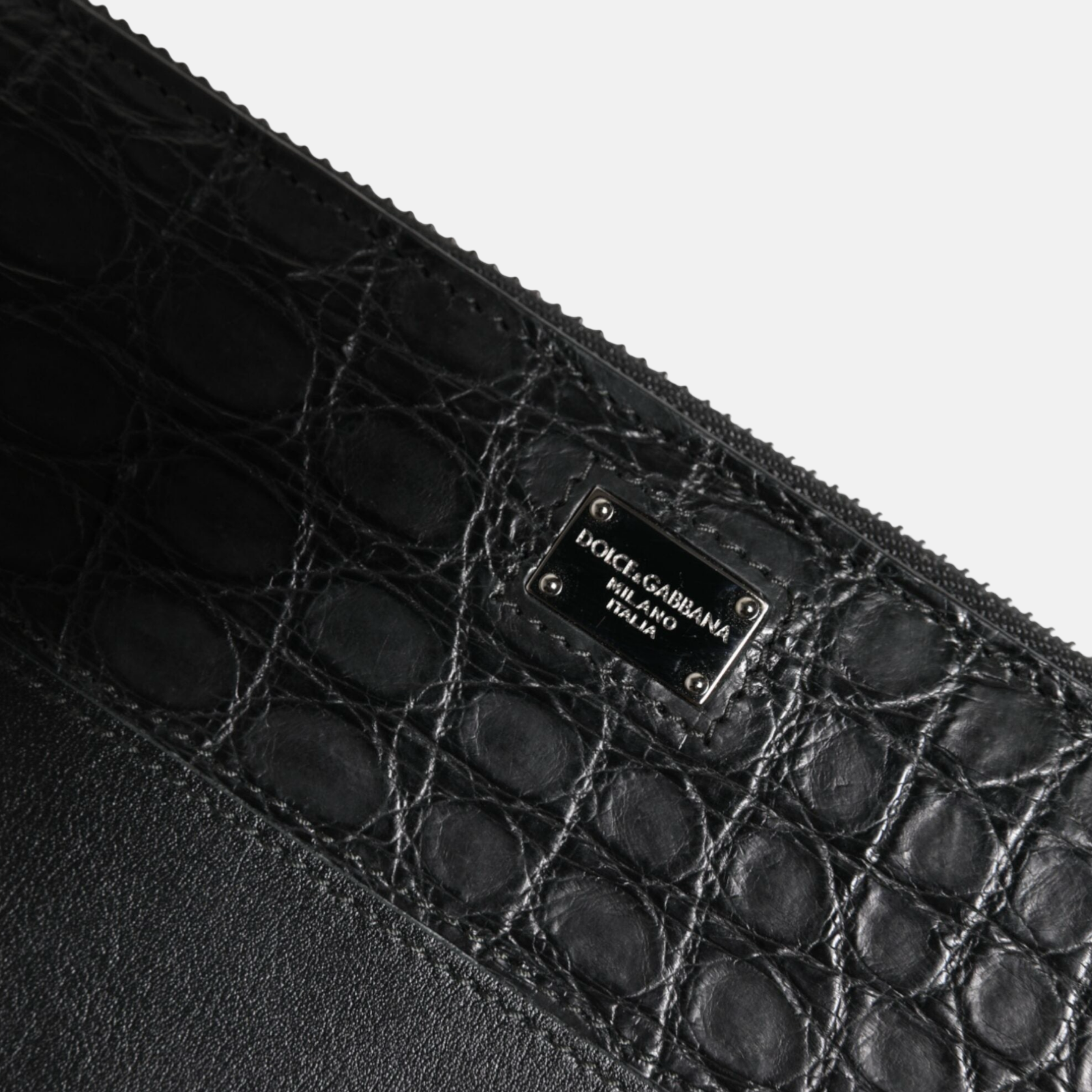 Dolce & Gabbana Green Ostrich Leather Continental Wallet BP1672 A2G19 BAG4701 Close-Up