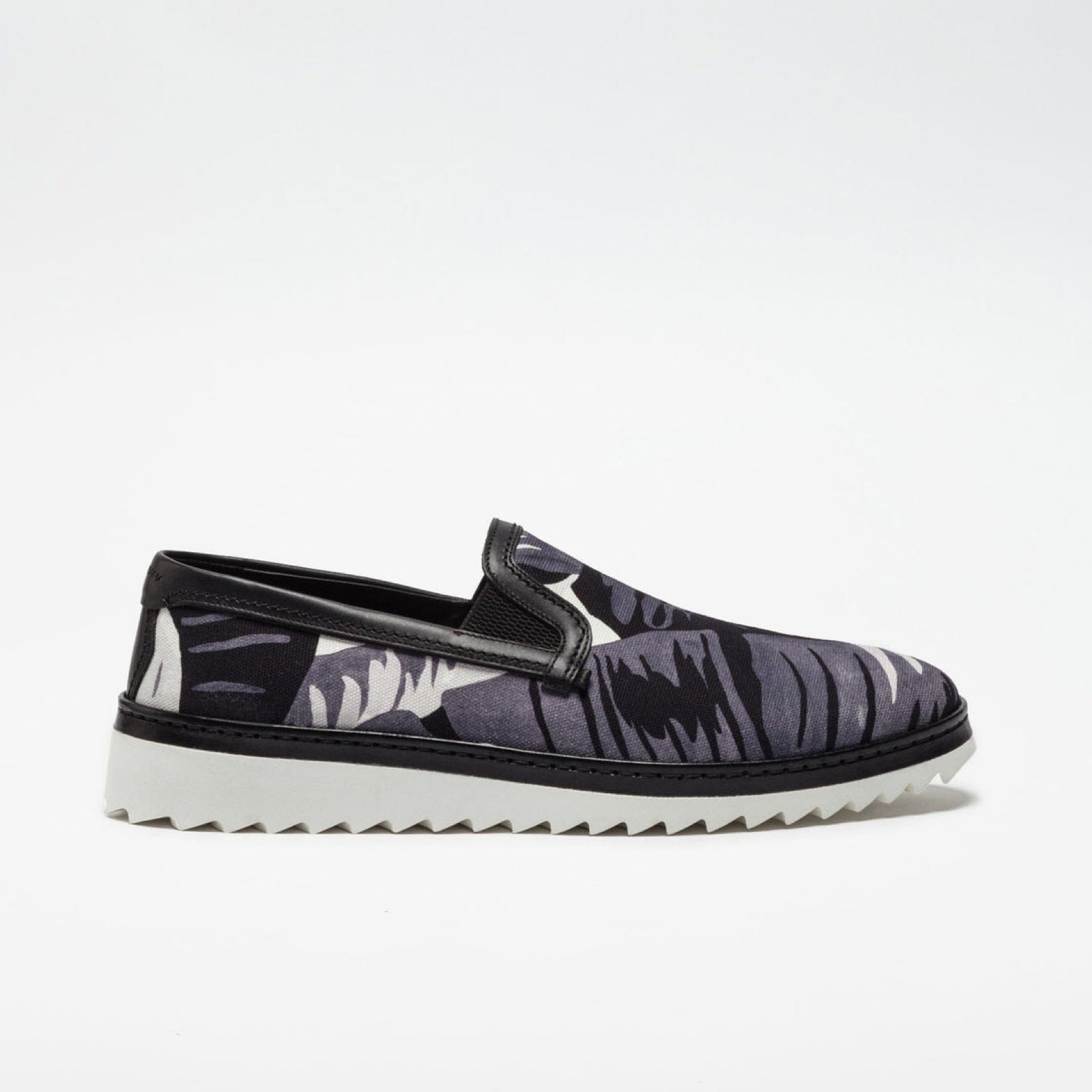 Мъжки мокасини Dolce & Gabbana Tropical Print Men Loafers Lateral View