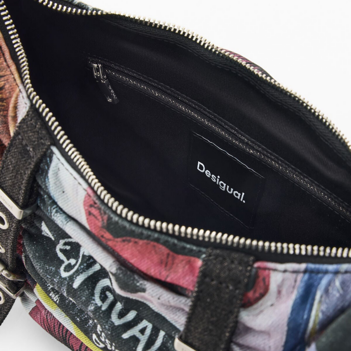 Дамска чанта Desigual Women Shoulder Bag 26WAXA31 5016 Inside View