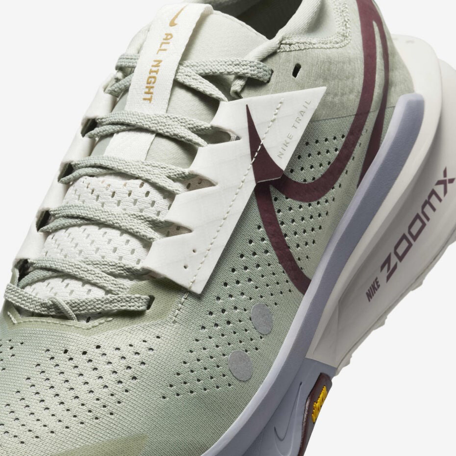 Мъжки маратонки Nike Zegama Trail 2 FD5190-300 Men Sneakers Close-Up