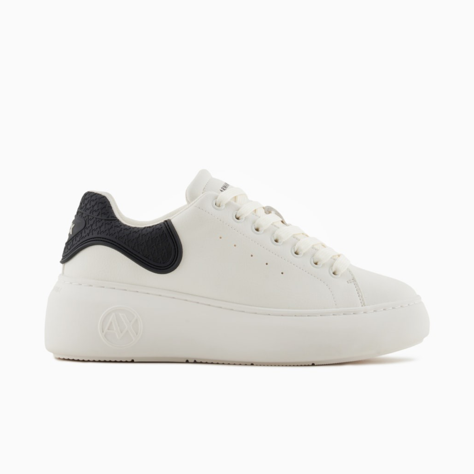 Дамски кецове Armani Exchange Women Sneakers XW002149 AF19528 M0017 Lateral View