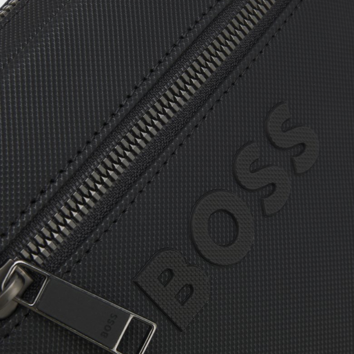 Мъжка чанта Boss Men Crossbody Bag 50573154 001 Close-Up