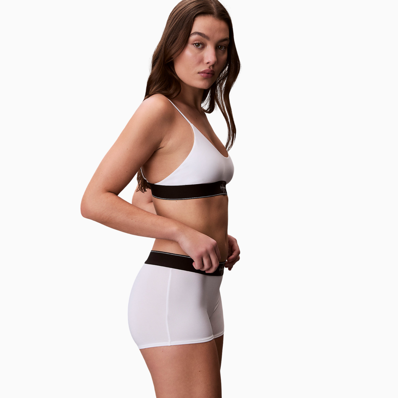 Дамски бралет Calvin Klein Women Unlined Bralette LV00QF8814 100 Side View