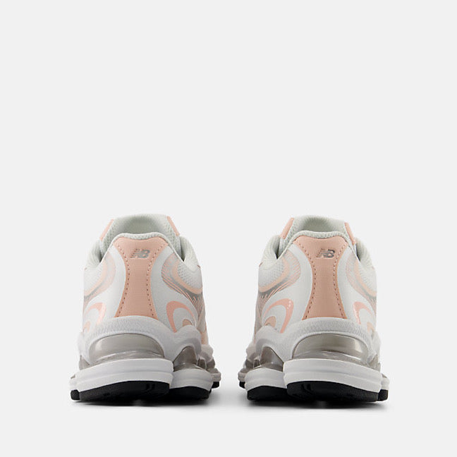 Дамски маратонски New Balance Women’s sneakers 2000 G20009ND Heal view