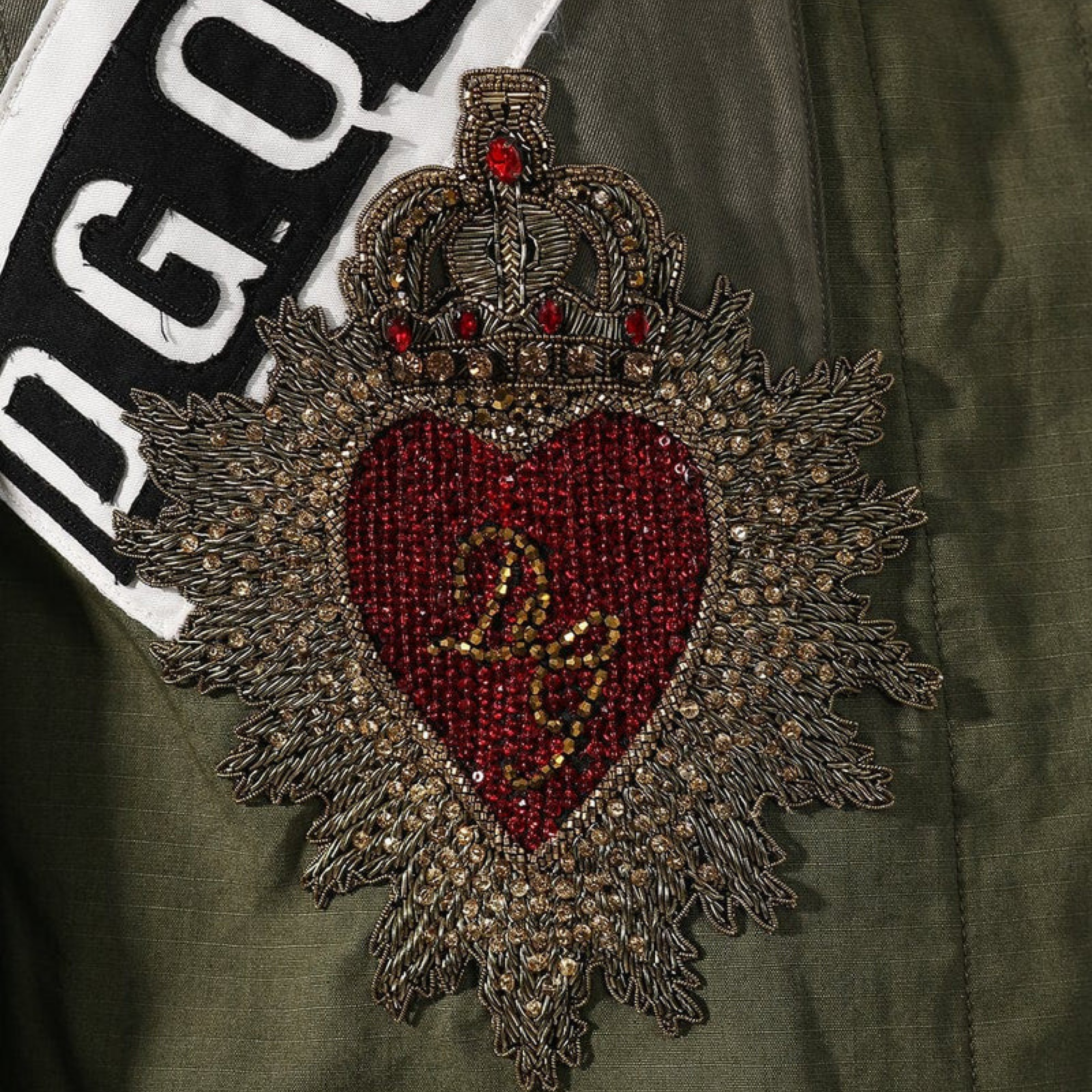 Дамско яке Dolce & Gabbana Military Queen Embellished Women Jacket F28NIZ FU5SC Close-Up