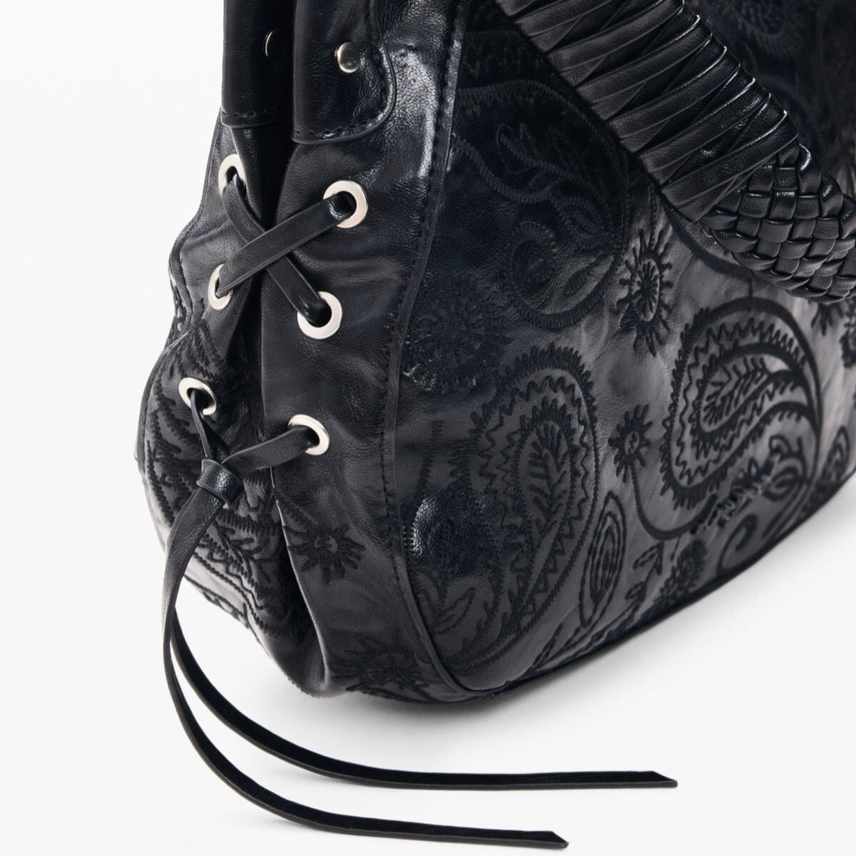 Дамска чанта Desigual women’s shoulder bag 26WAXP10 2000 Close-up 