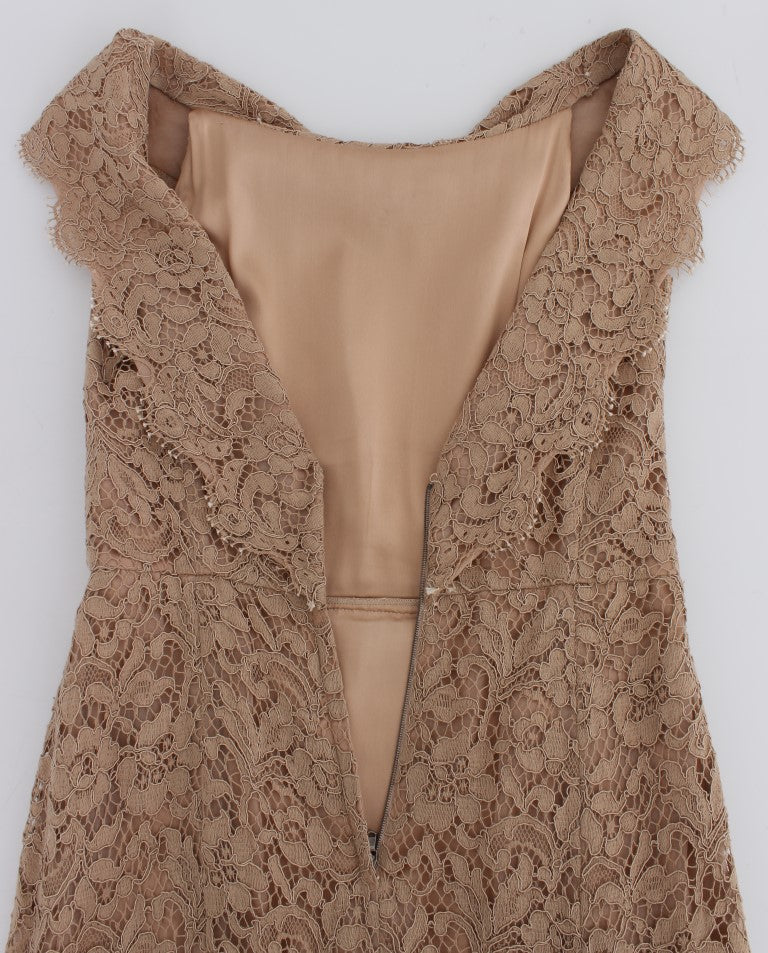 Елегантна розова макси рокля с дантелени цветя на Dolce &amp; Gabbana