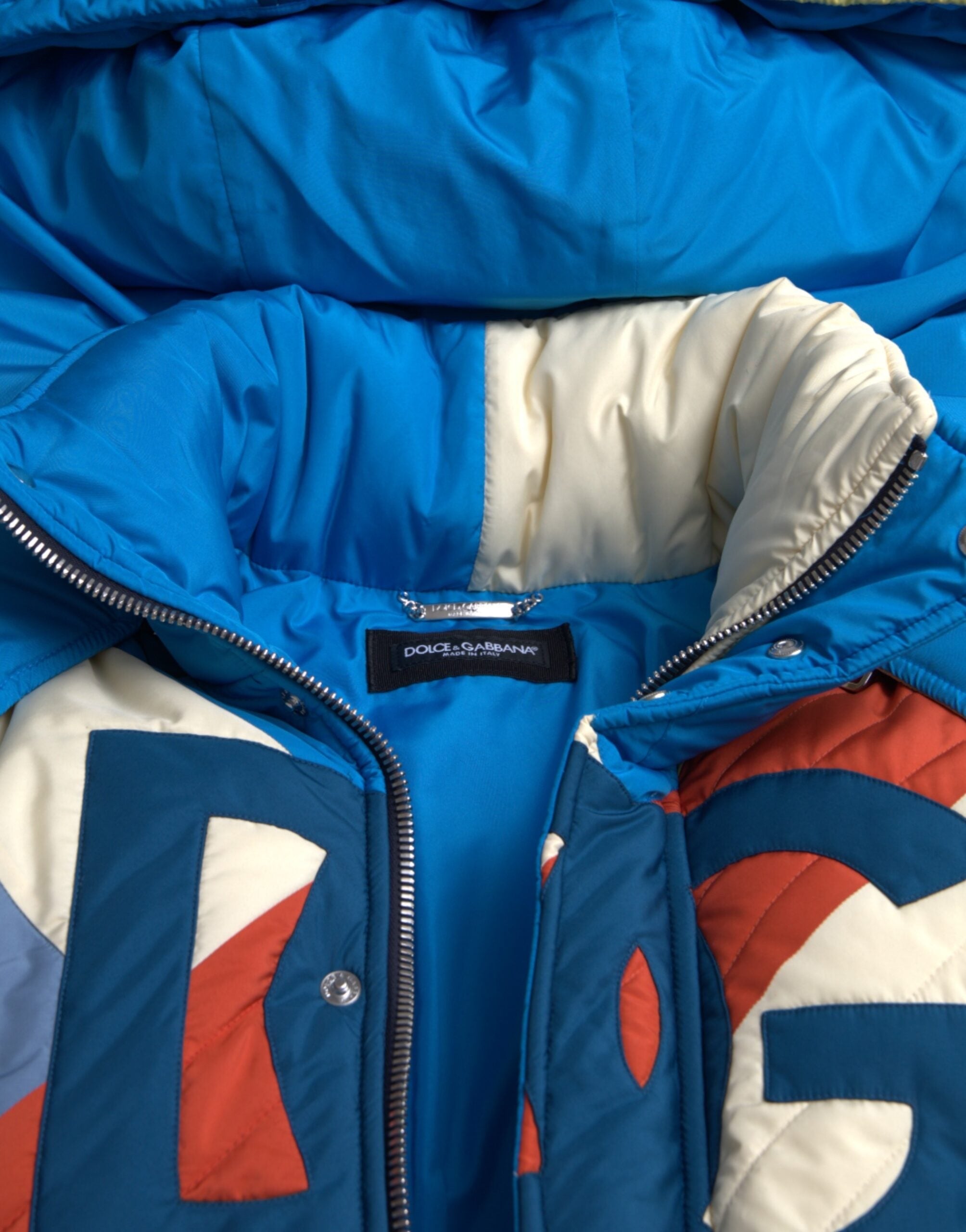 Мъжко луксозно многоцветно пухено яке с голямо лого DG отпред DOLCE & GABBANA Men’s Luxury DG Logo Multicolor Puffer Jacket
