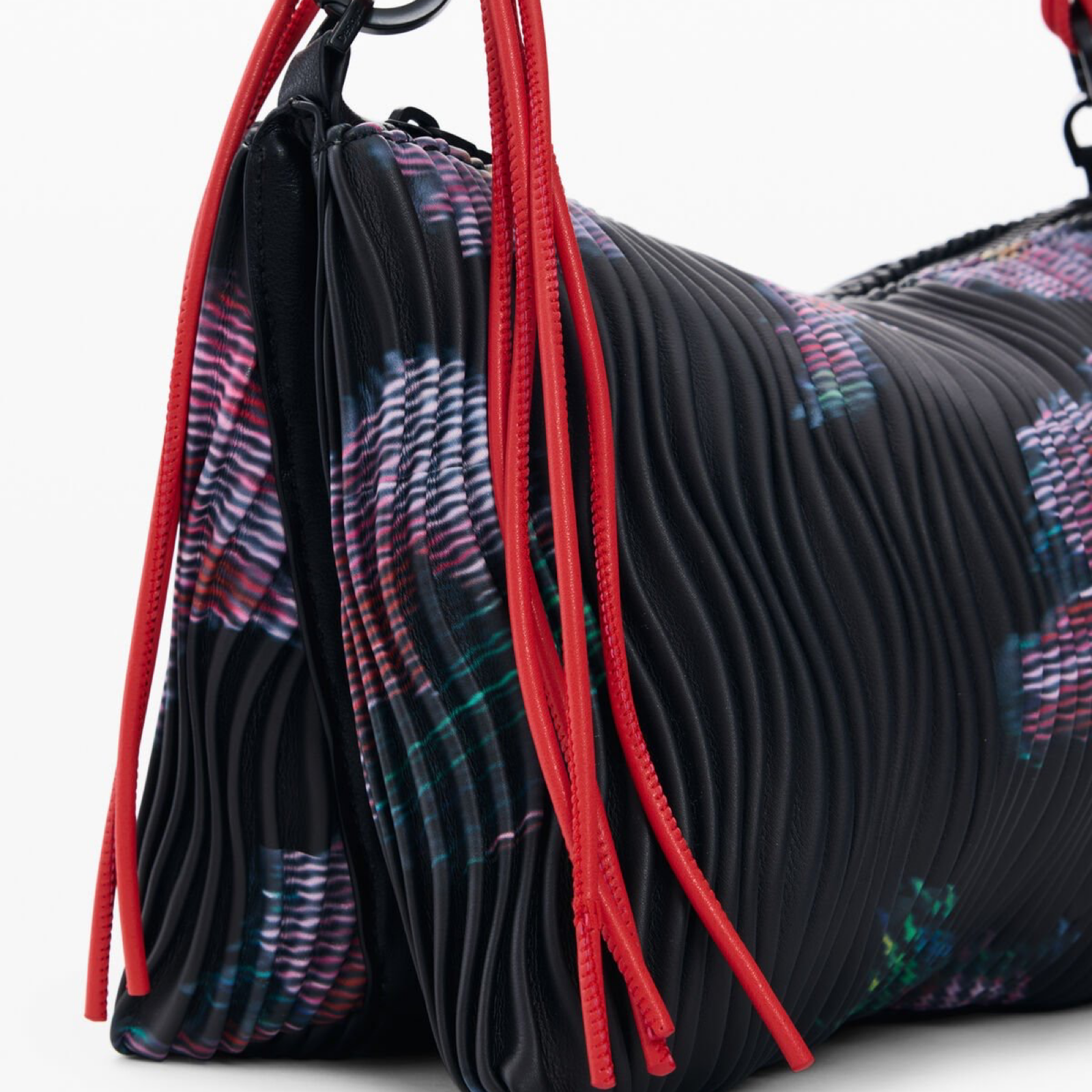 Дамска чанта Desigual Women Handbag 26SAXPAL 2000U Close-Up