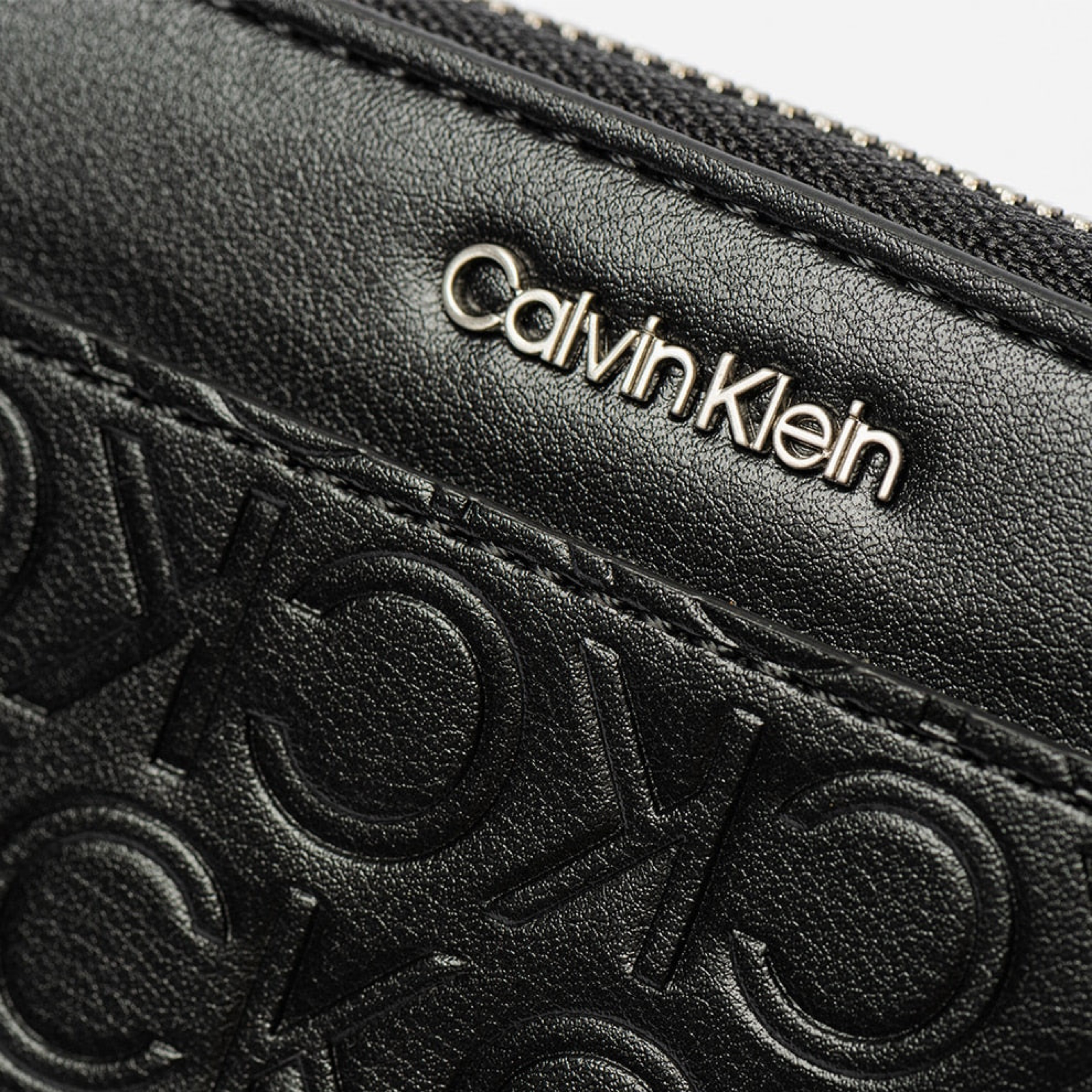 Клъч портмоне Calvin Klein Clutch Wallet K60K611322 BAX Close-Up
