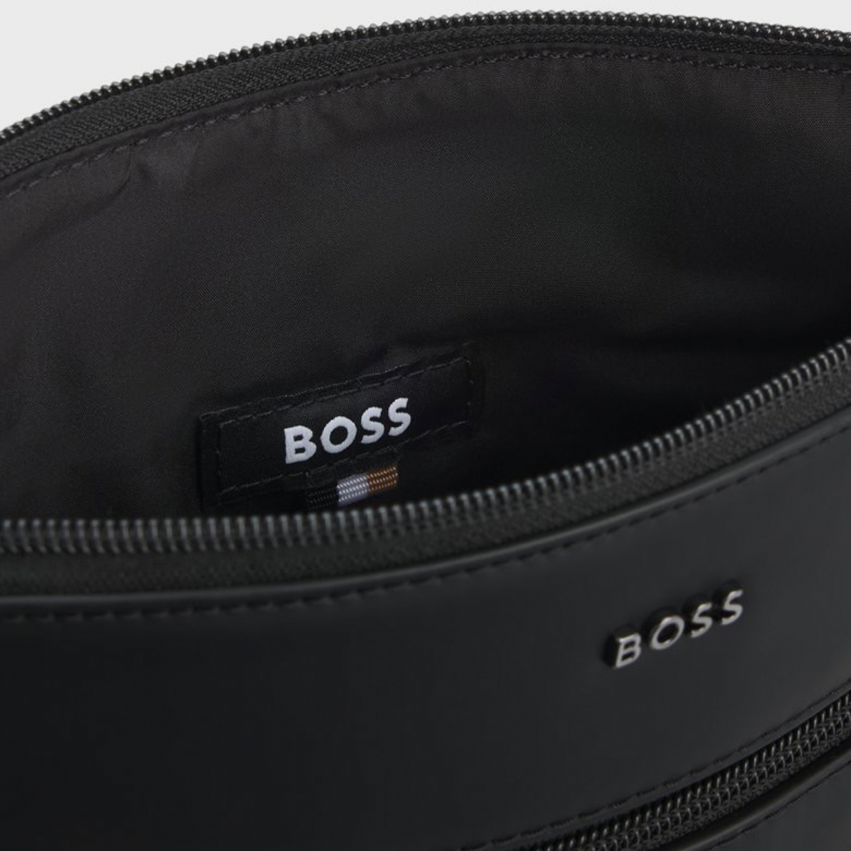 Мъжка чанта Boss Men Bag 50572855 001 Inside View