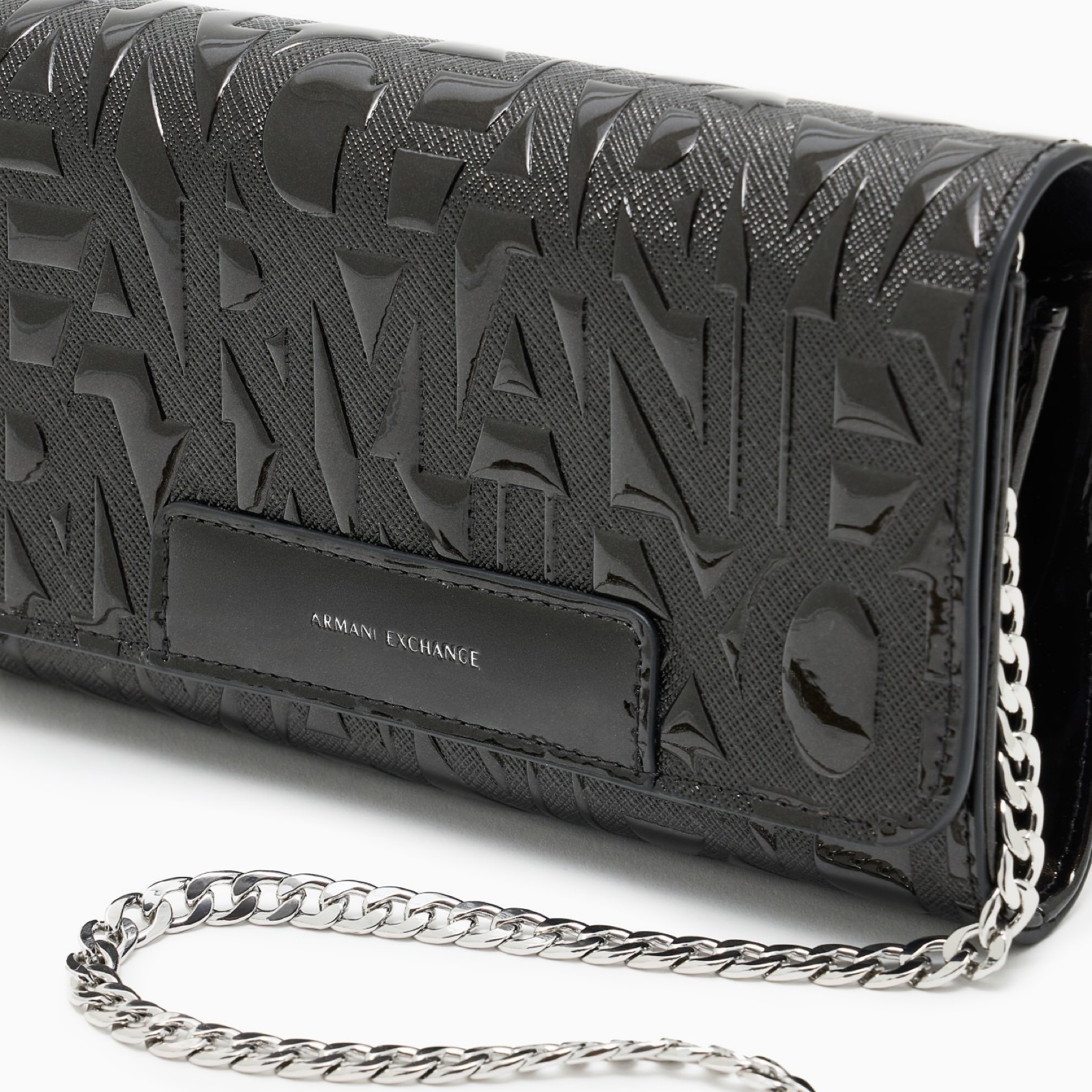 Дамска клъч чанта Armani Exchange Clutch Bag XW000358 AF17290 Close-Up