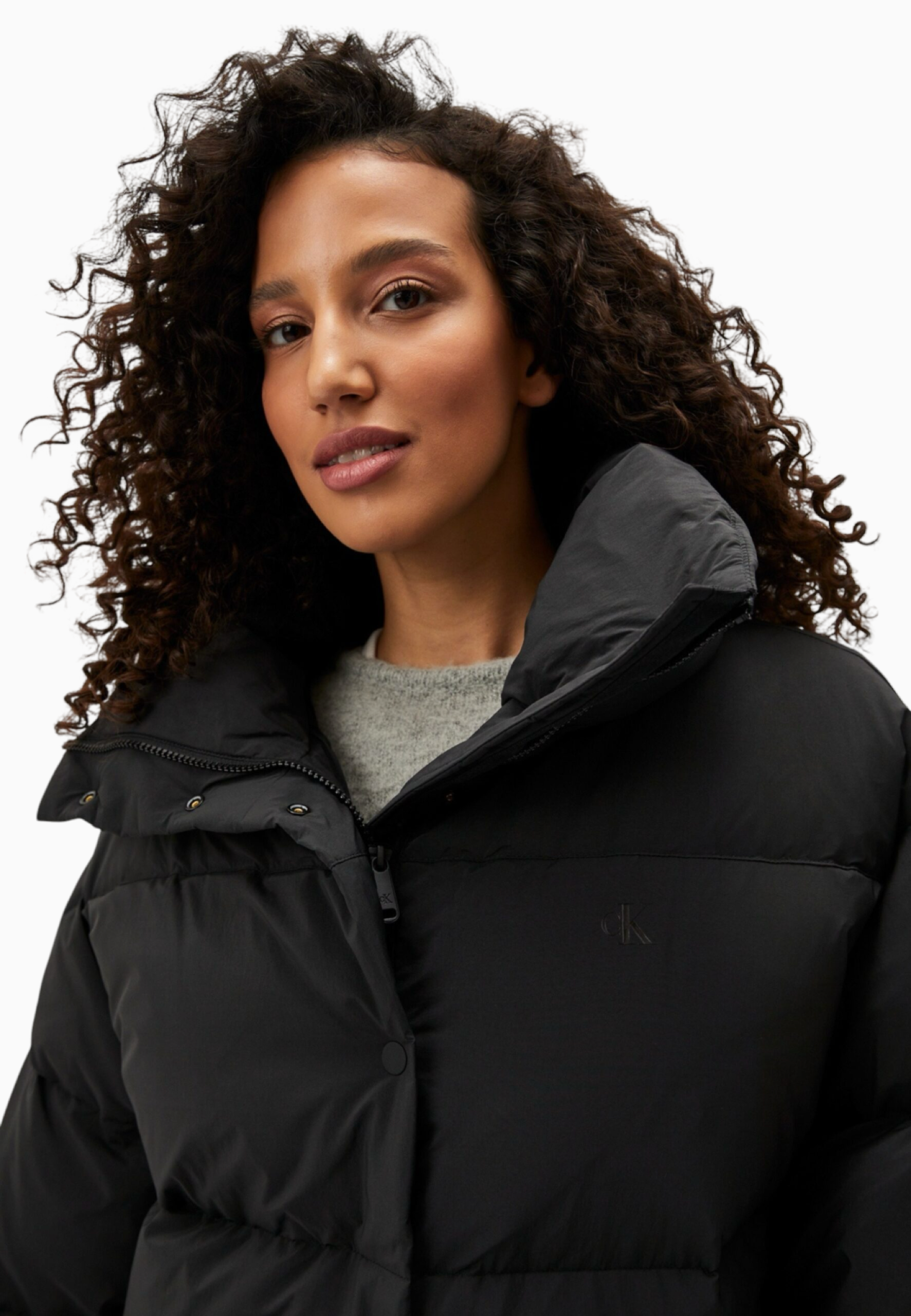 Дамско черно зимно яке Calvin Klein Jeans J20J224922