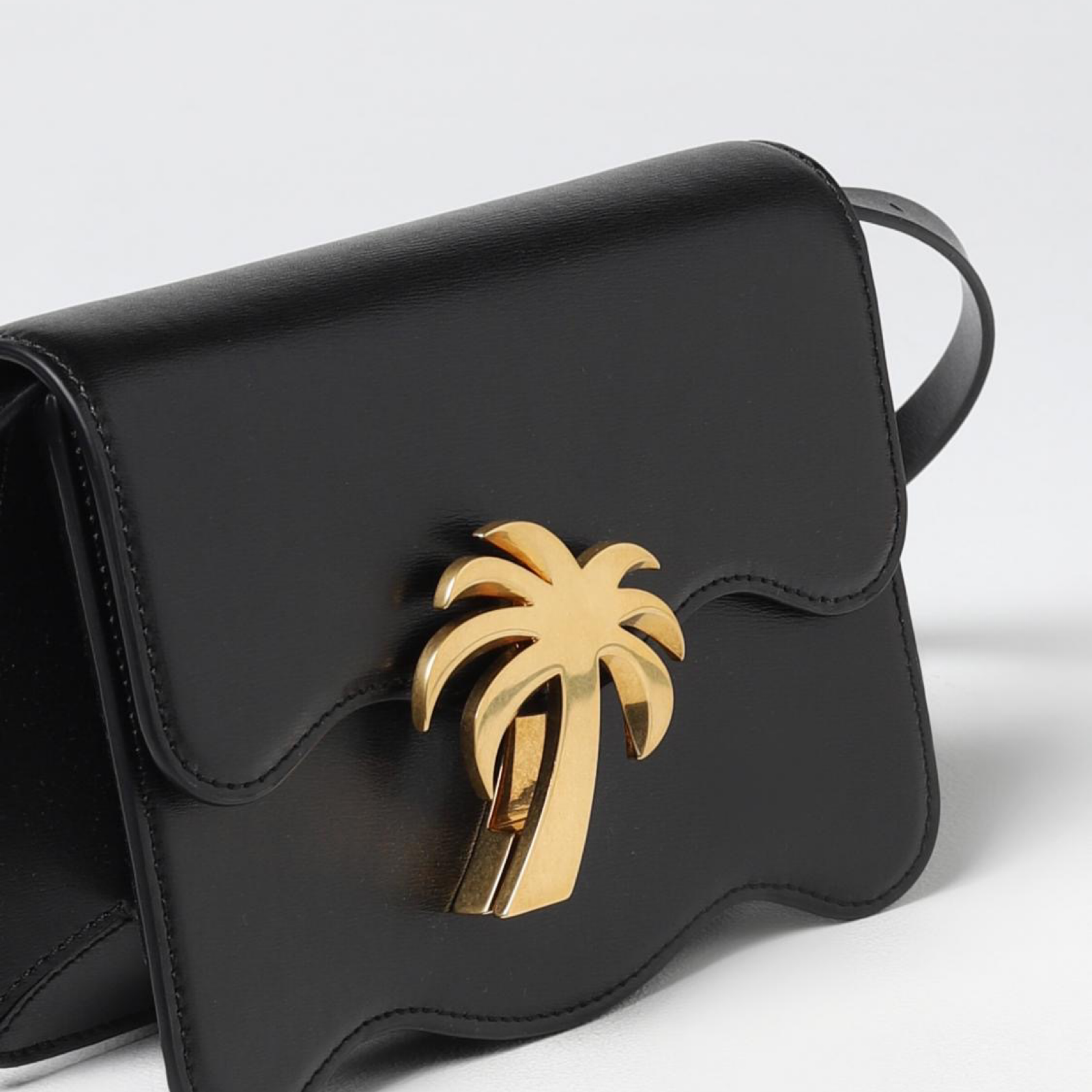 Дамска чанта Palm Angels Shoulder Bag PWNQ008F22LEA0011076 Close-Up