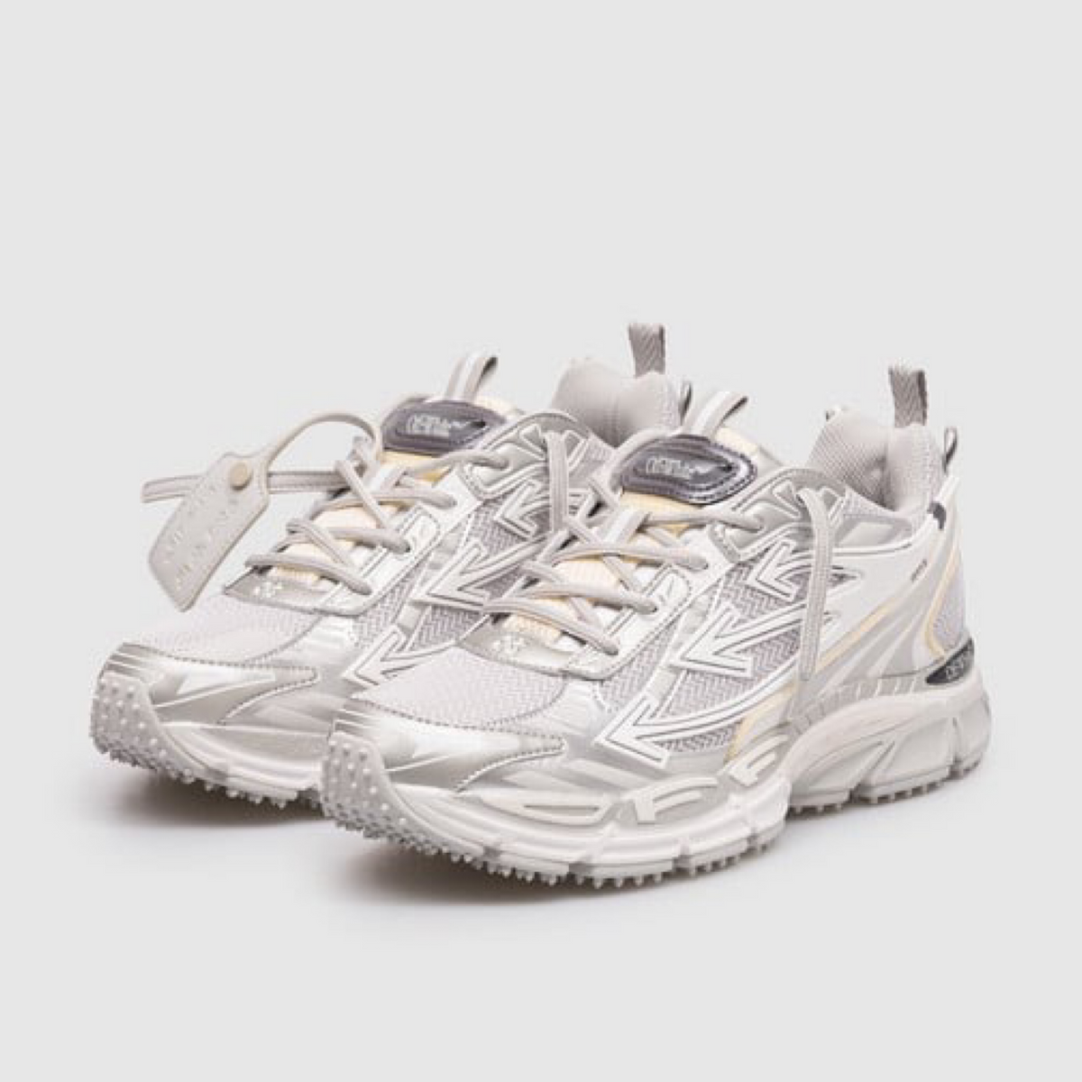 Off-White Be Right Back Women Sneakers Front View