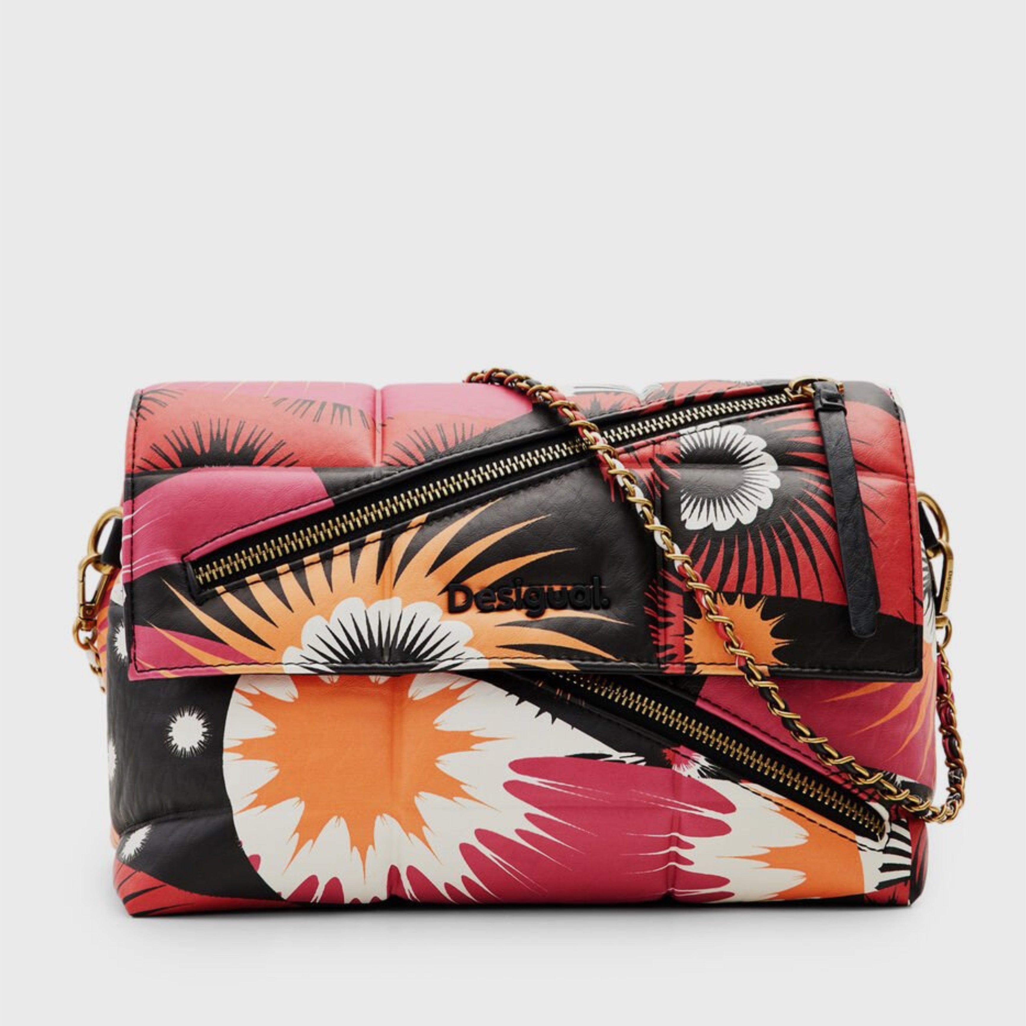 Дамска пачуърк чанта за рамо Women’s geometric patchwork shoulder bag Desigual 23WAXP81 9019U