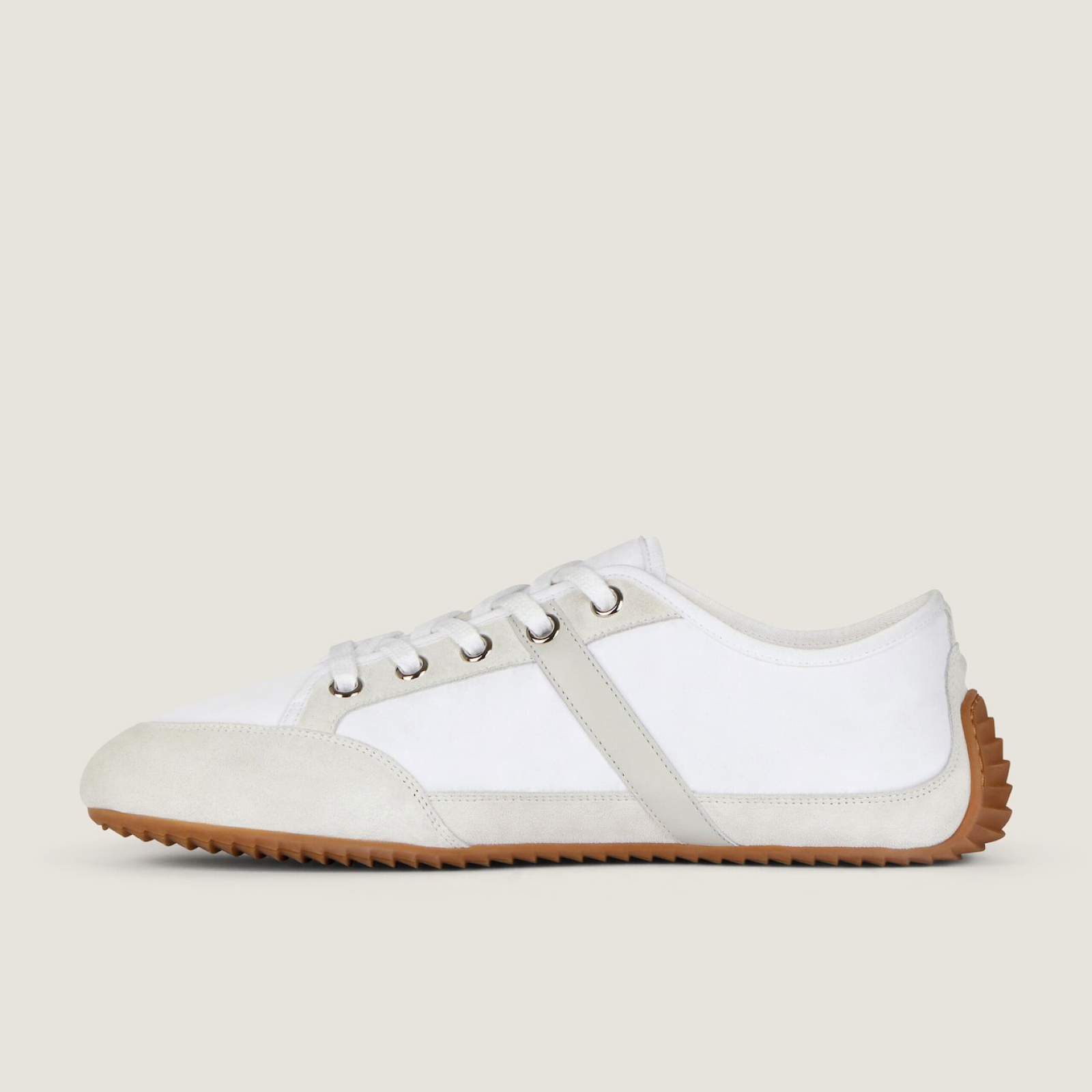 Givenchy Slim Men Sneakers BH00AZH1WL-100 Medial View