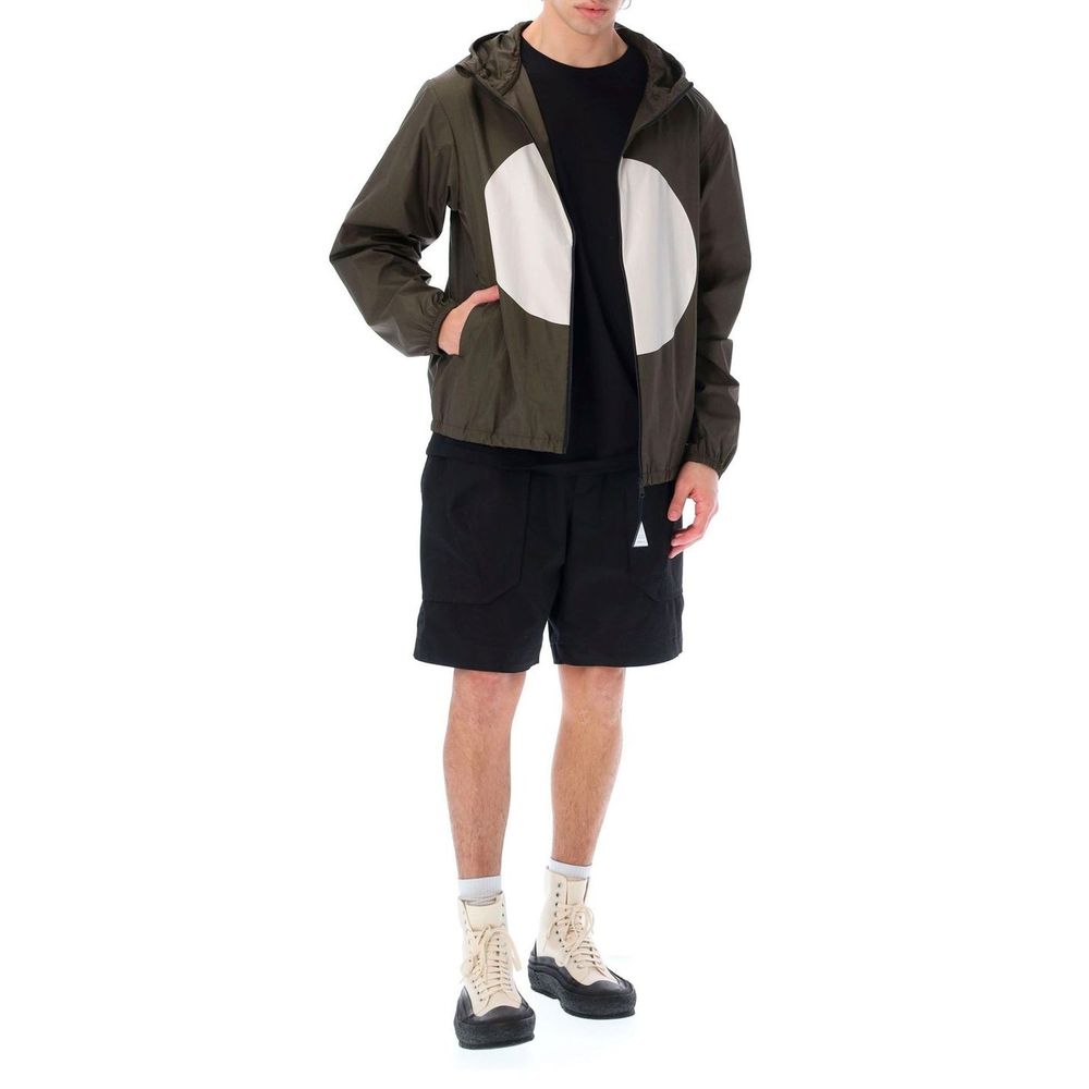 Мъжко яке Men’s windstopper jacket Moncler Genius Cort H109H1A00004M1720834 lifestyle view