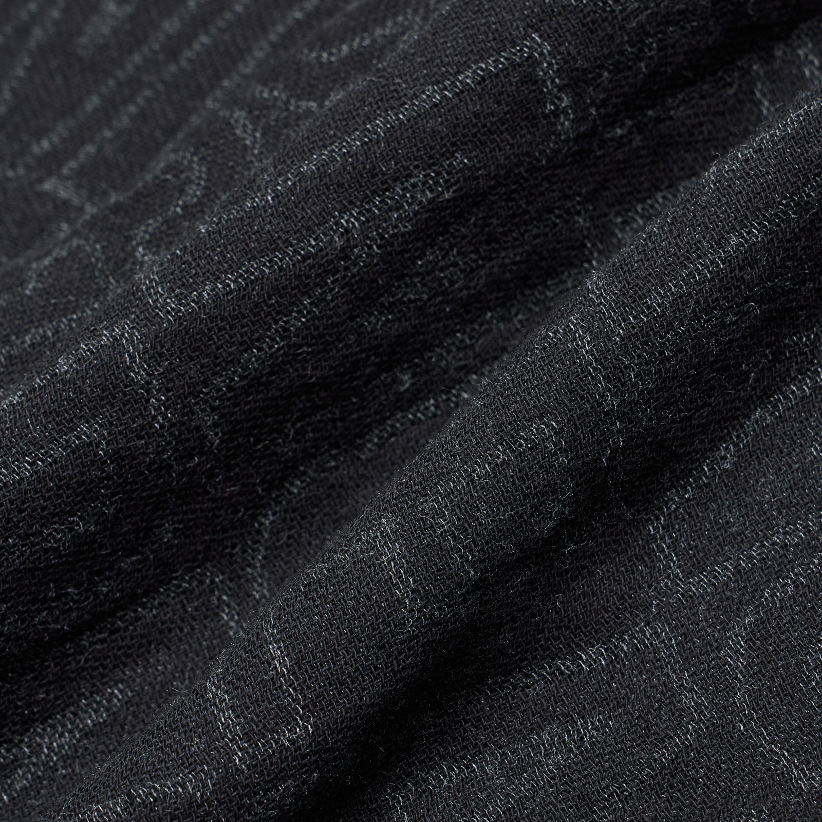 Мъжки шал Armani Exchange Men Scarf XM001714 AF17470 FC361 Close-Up