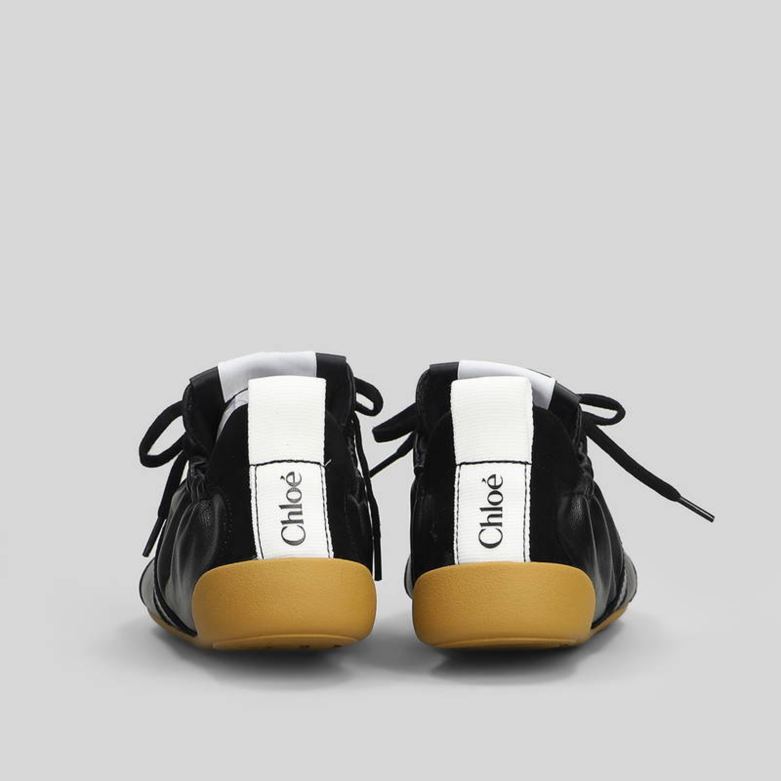 Chloé Kick Sneakers CH26S15RVQ001 Heel View