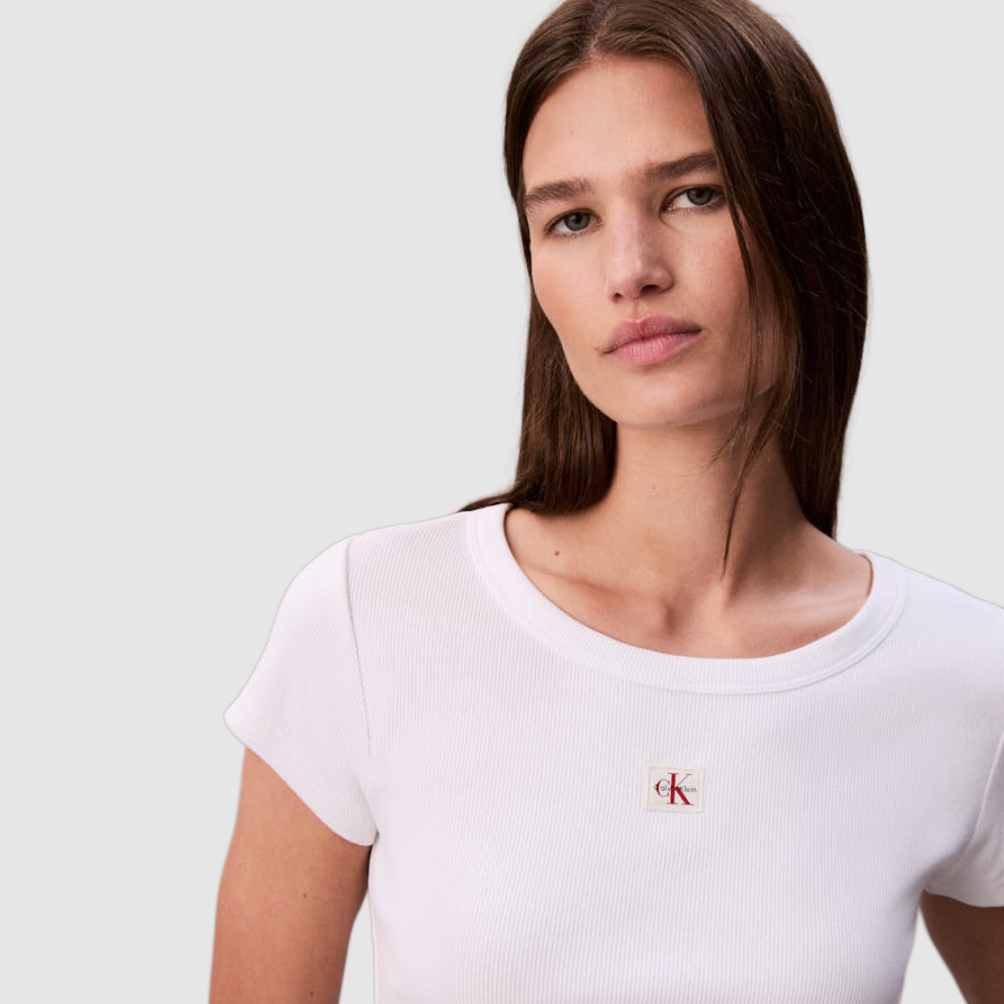 Дамска тениска Calvin Klein women’s T-shirt LV047C200G YAA Close-up 
