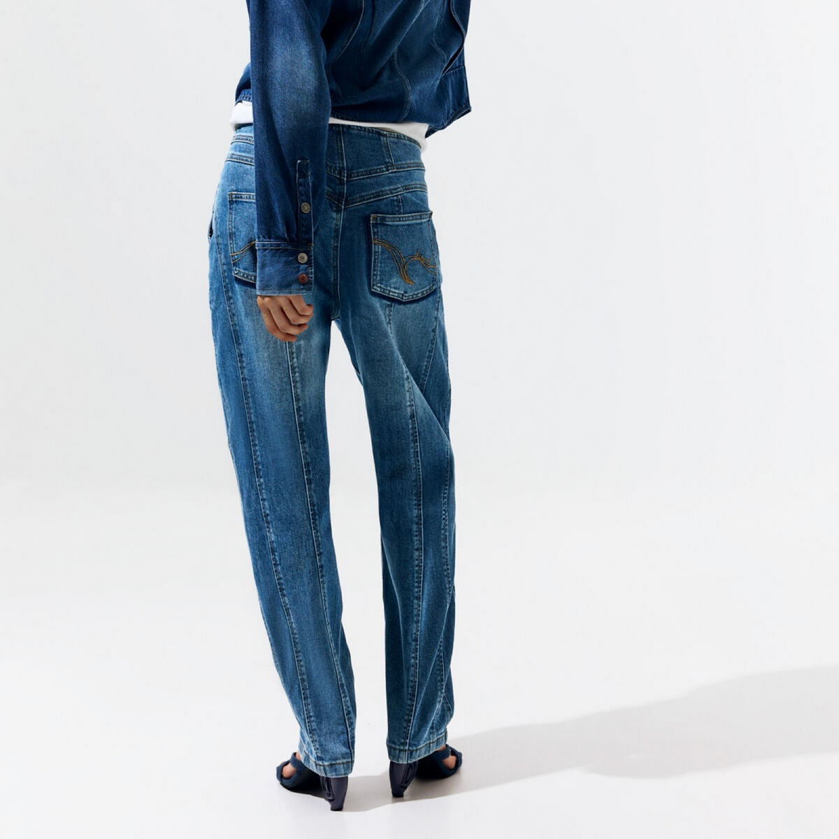 Дамски дънки Desigual Women Jeans 26SWDD41 5053 Back View