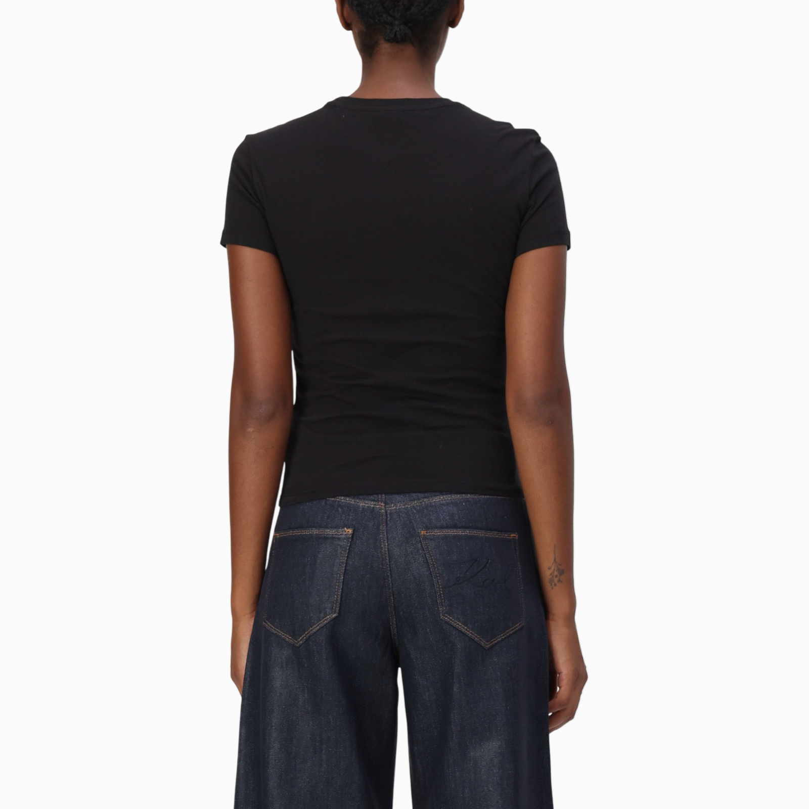 Дамска черна тениска Tommy Hilfiger Jeans DW0DW21164 Back View