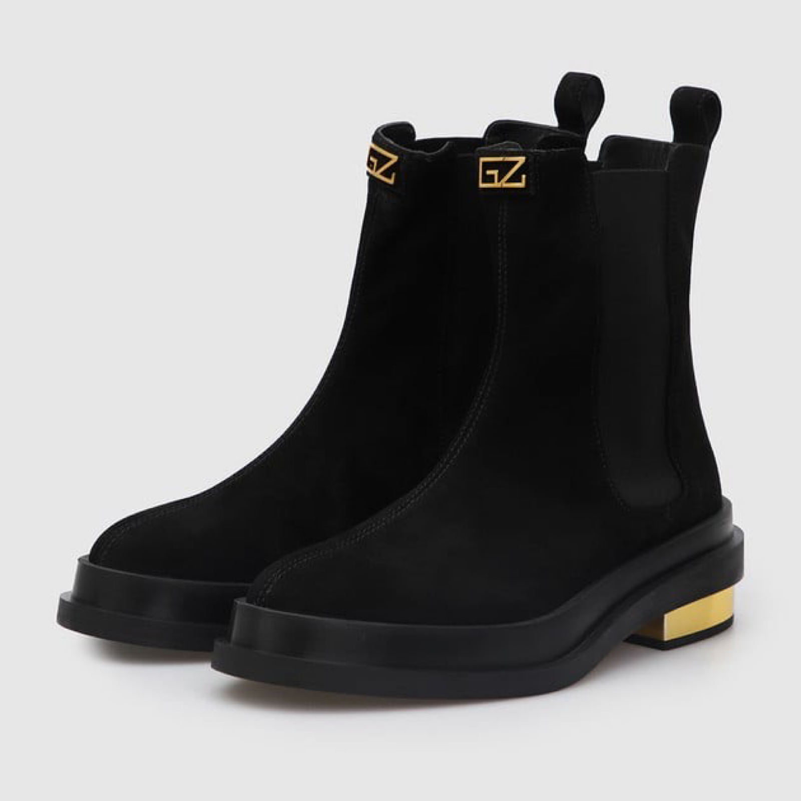 Giuseppe Zanotti Women Boots I170025
Lateral View