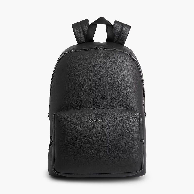 Мъжка раница Men’s rucksack Calvin Klein
K50K508696 Black front view