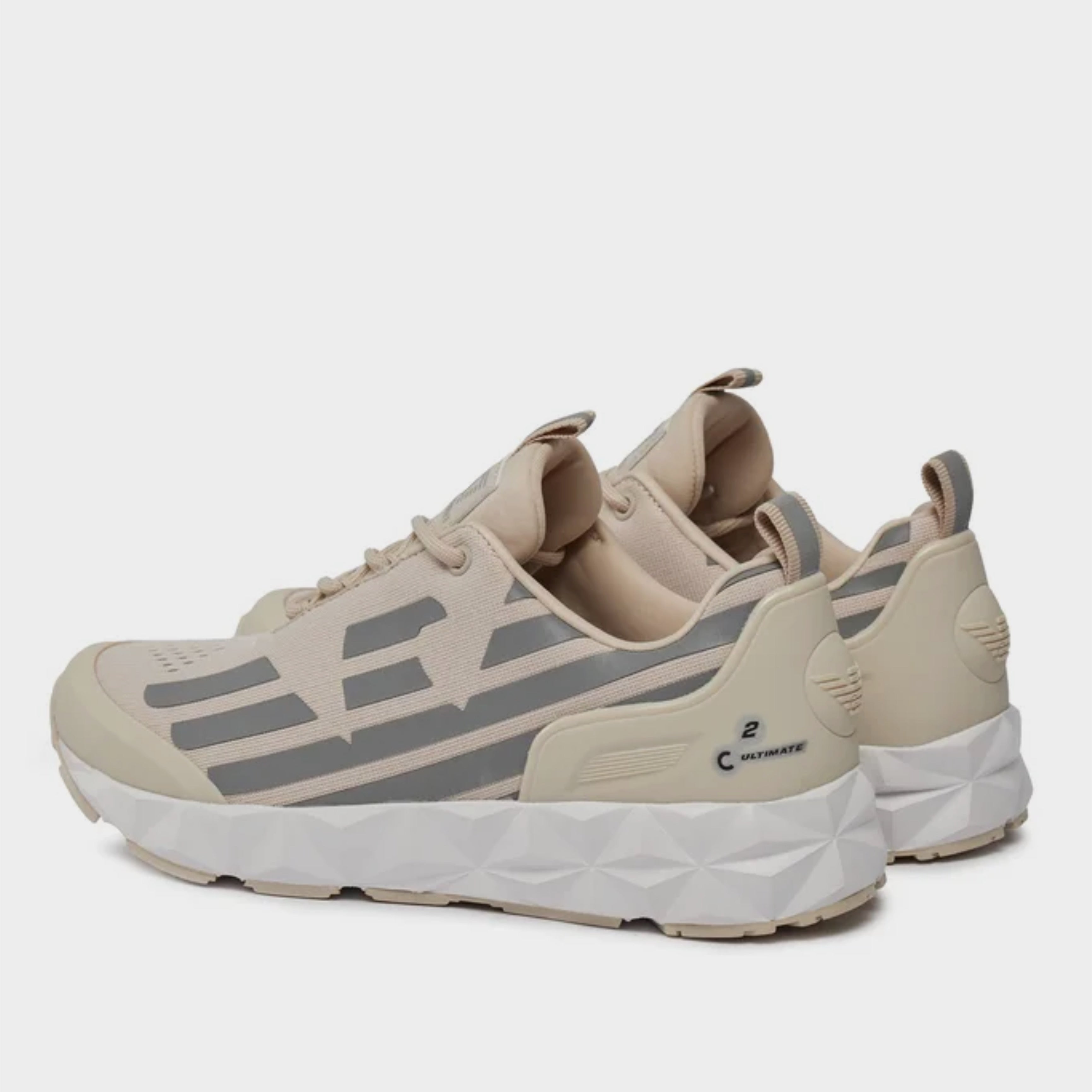 Мъжки маратонки Men’s Ultimate C2 Kombat Sneakers EA7 Emporio Armani
X8X033 XCC52 T558 Beige