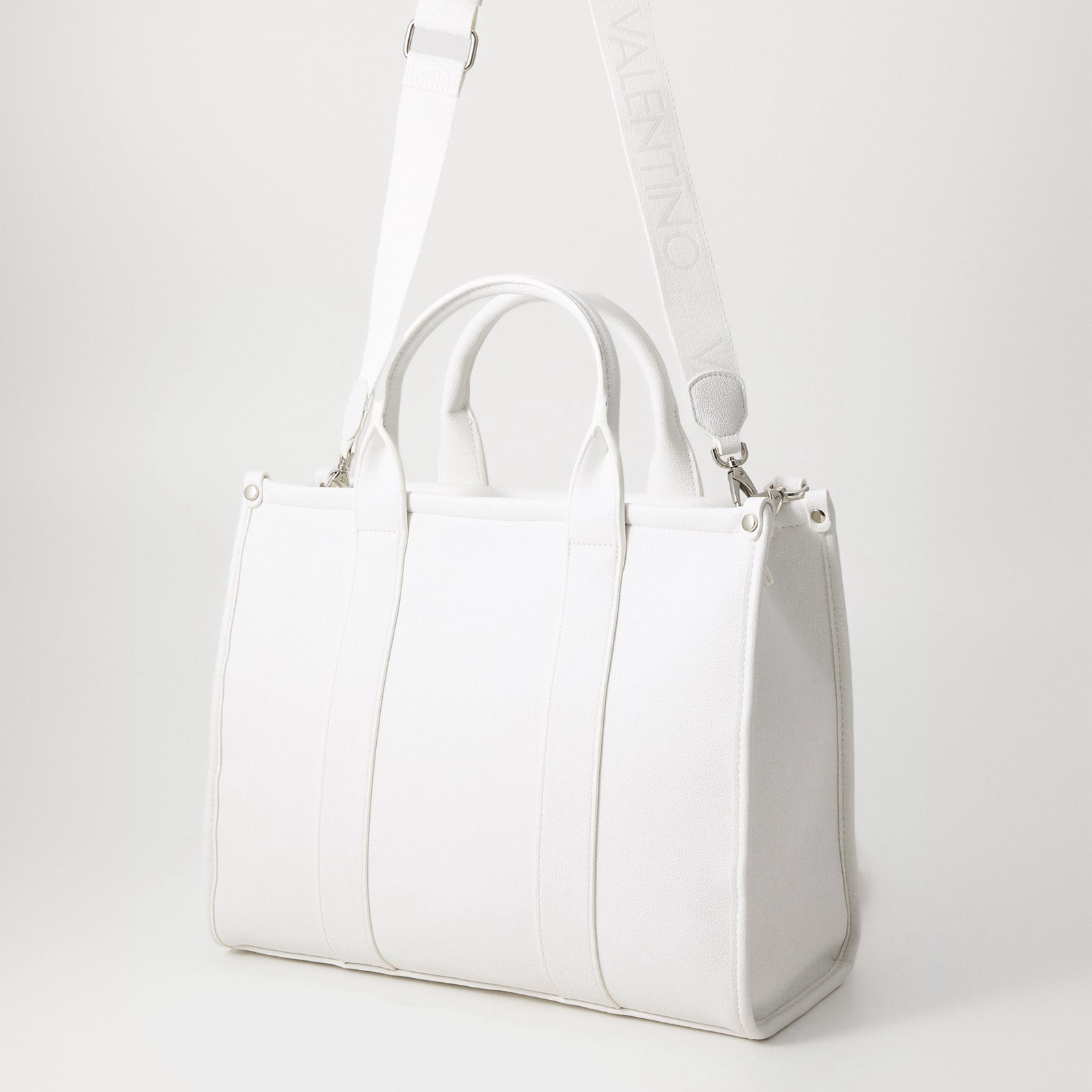 Дамска бяла чанта Valentino VBS8YH05