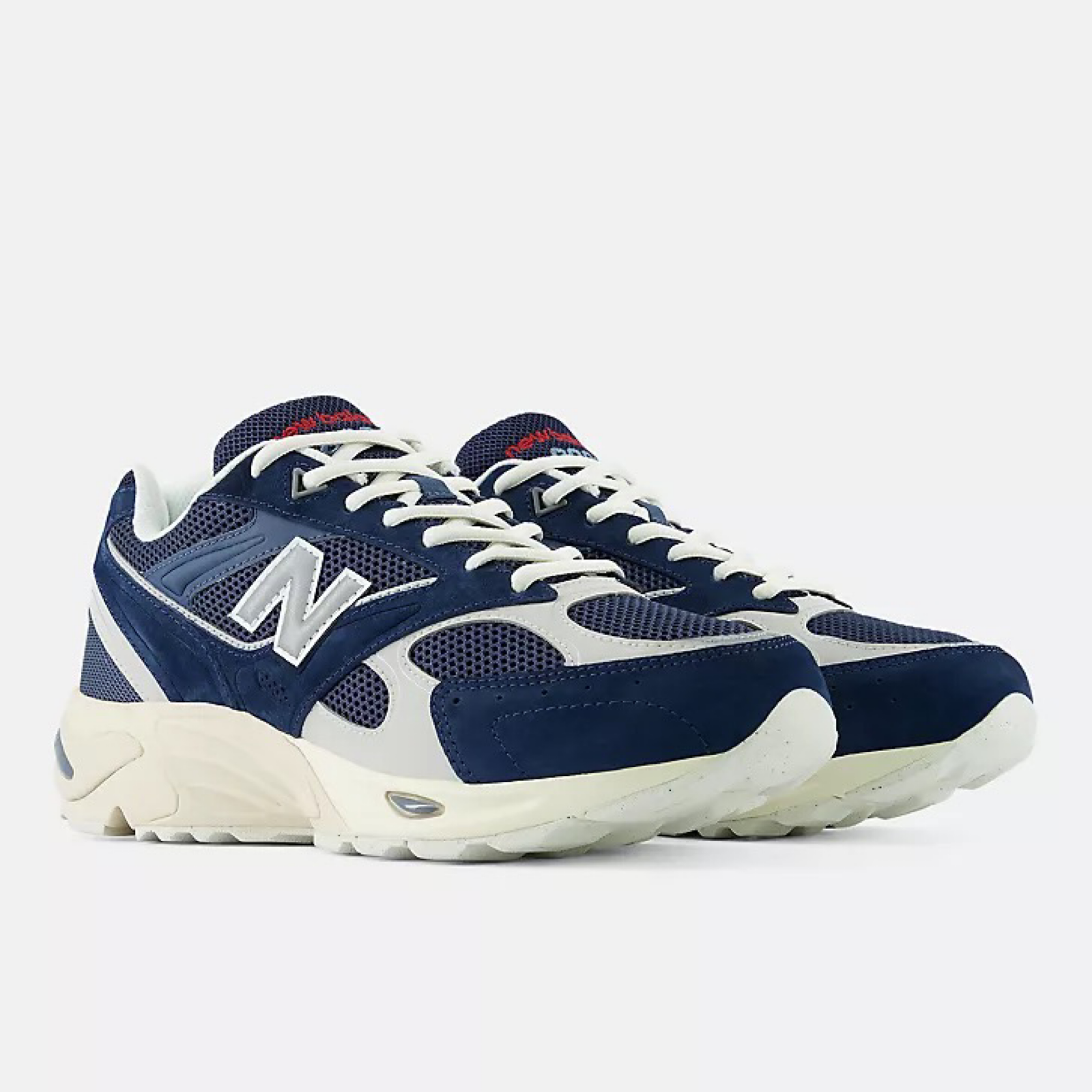 Мъжки маратонки New Balance 880R Men Sneakers U880R6ZZ Lateral View